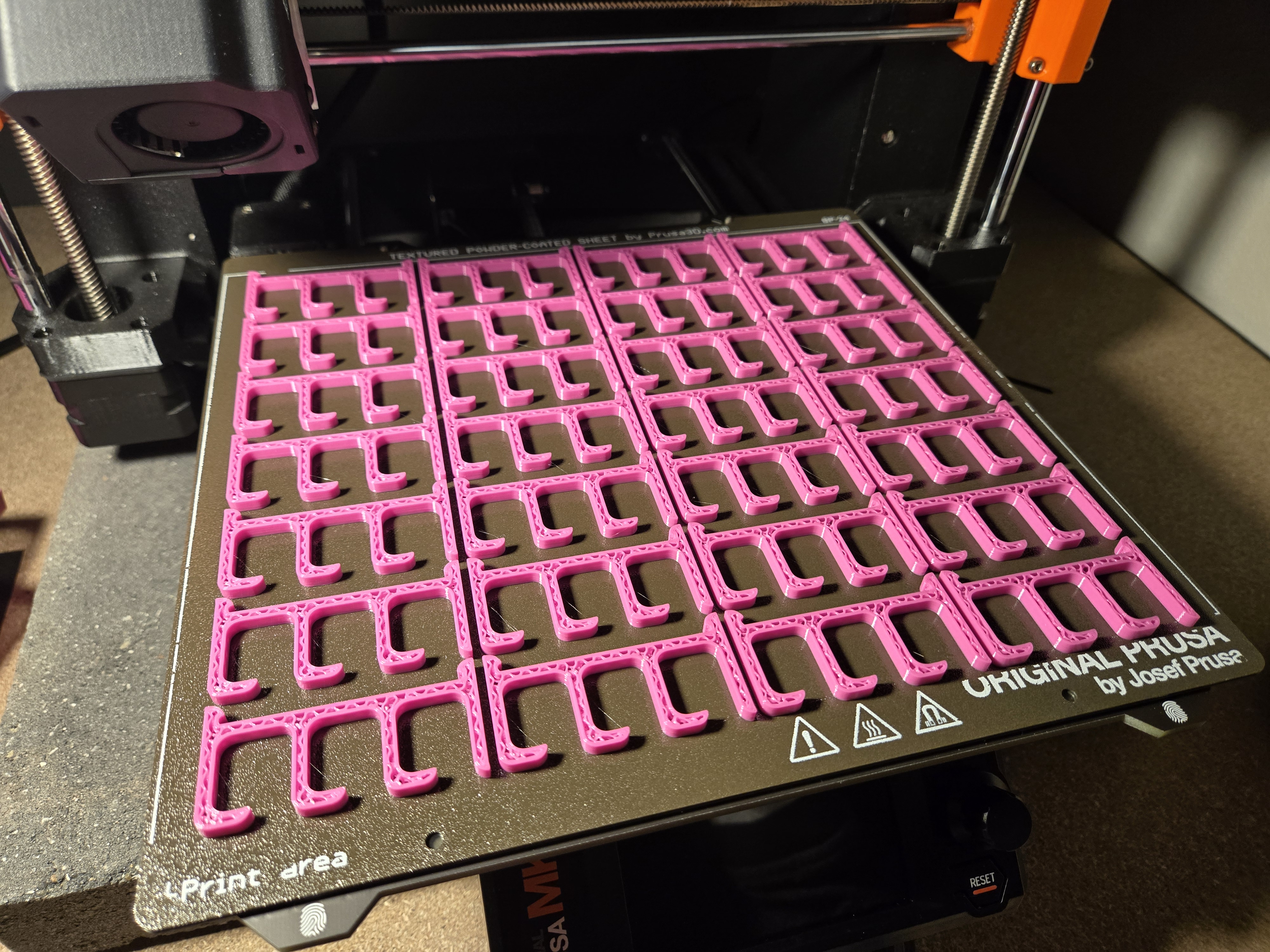 Miniatura 8 do modelo 3D Rack Rail Cord Support Adapter