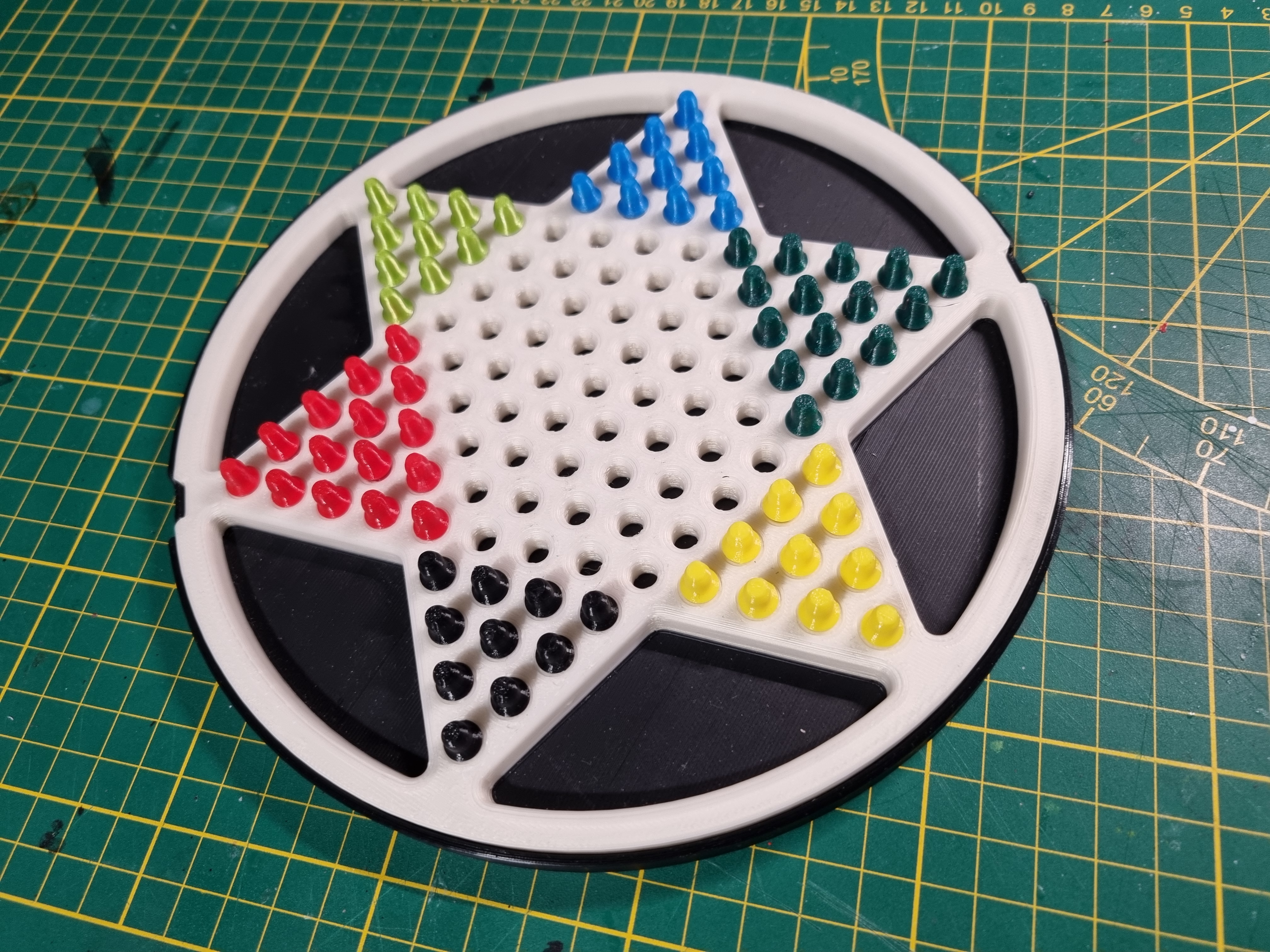 Sternhalma (chinese checkers)
