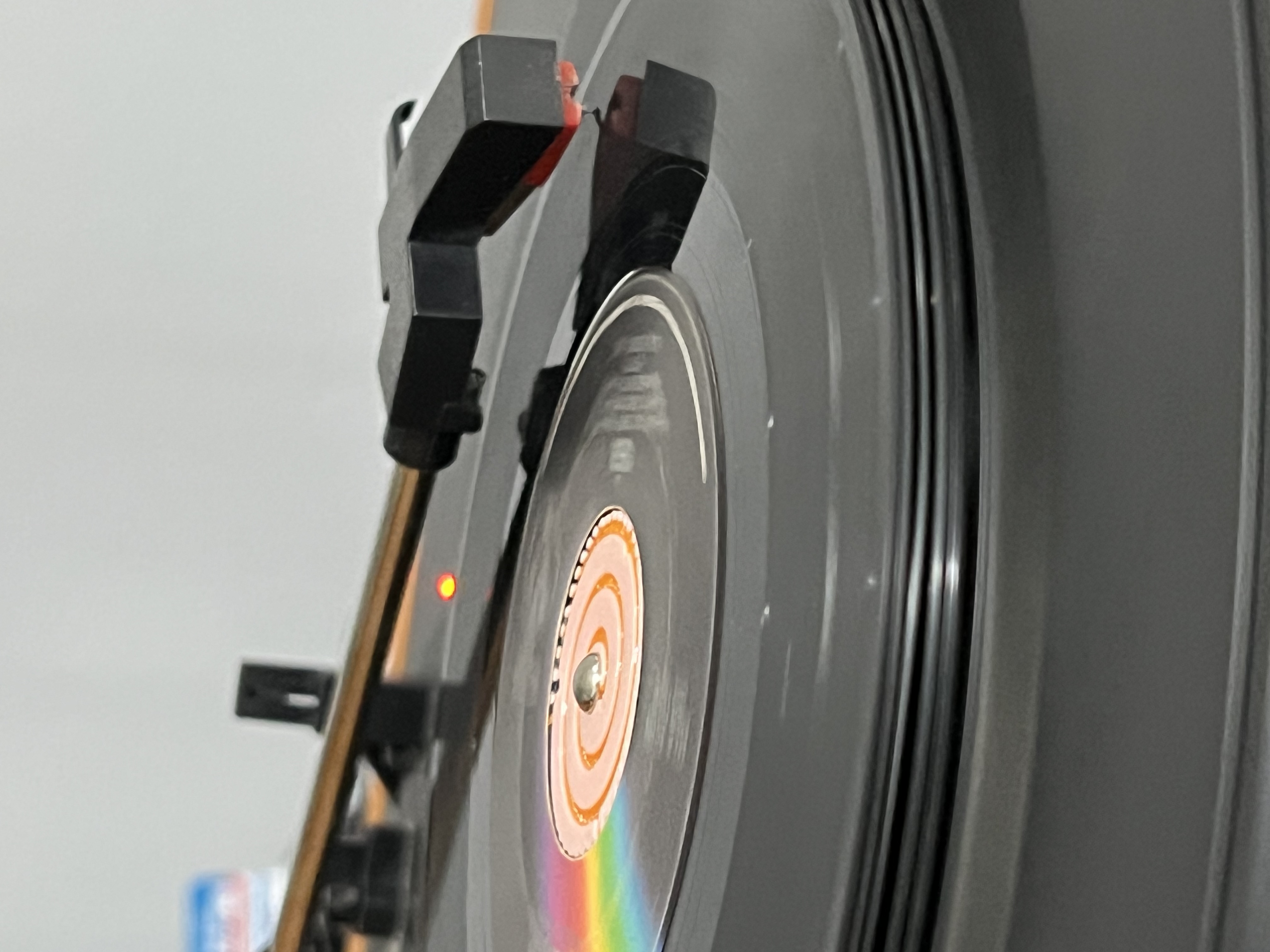 Hypnotic stackable 5 - 45rpm records adapter
