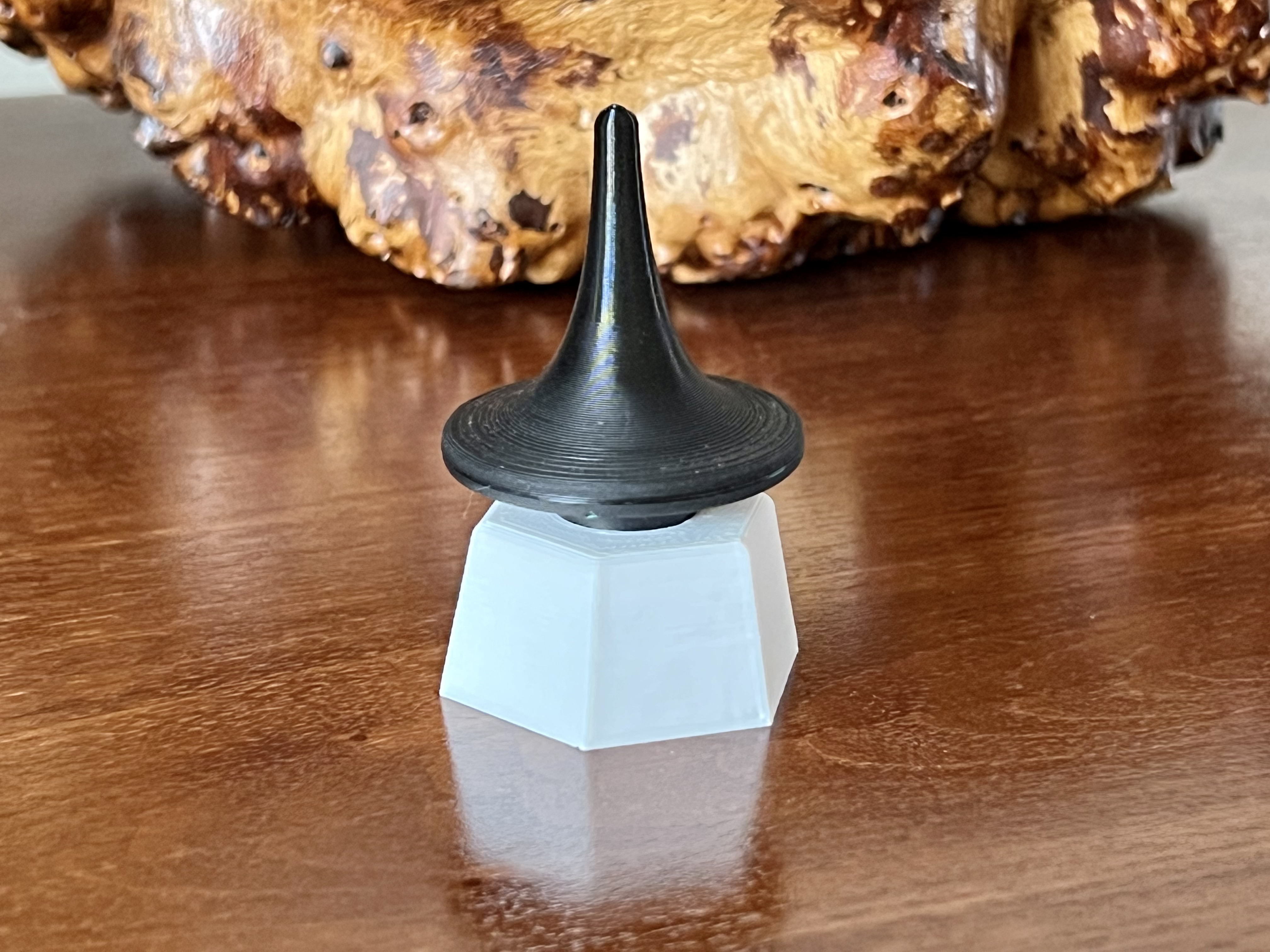 Miniatura 6 do modelo 3D Spinning Top