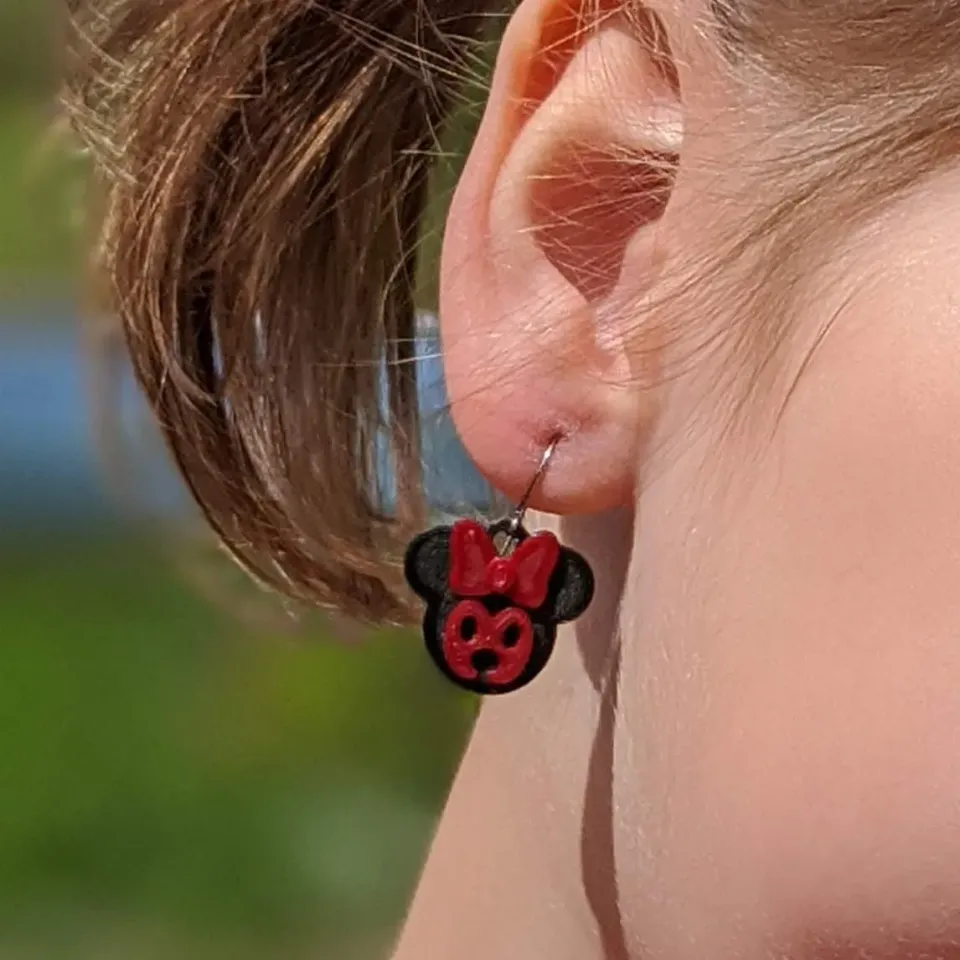 Minnie mouse cheap piercing earrings