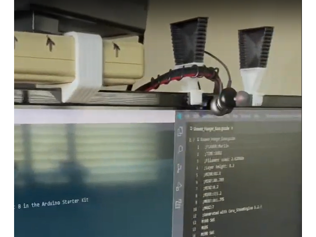 Monitor Mounted Hanger with F3D (Spiralize Mode)
