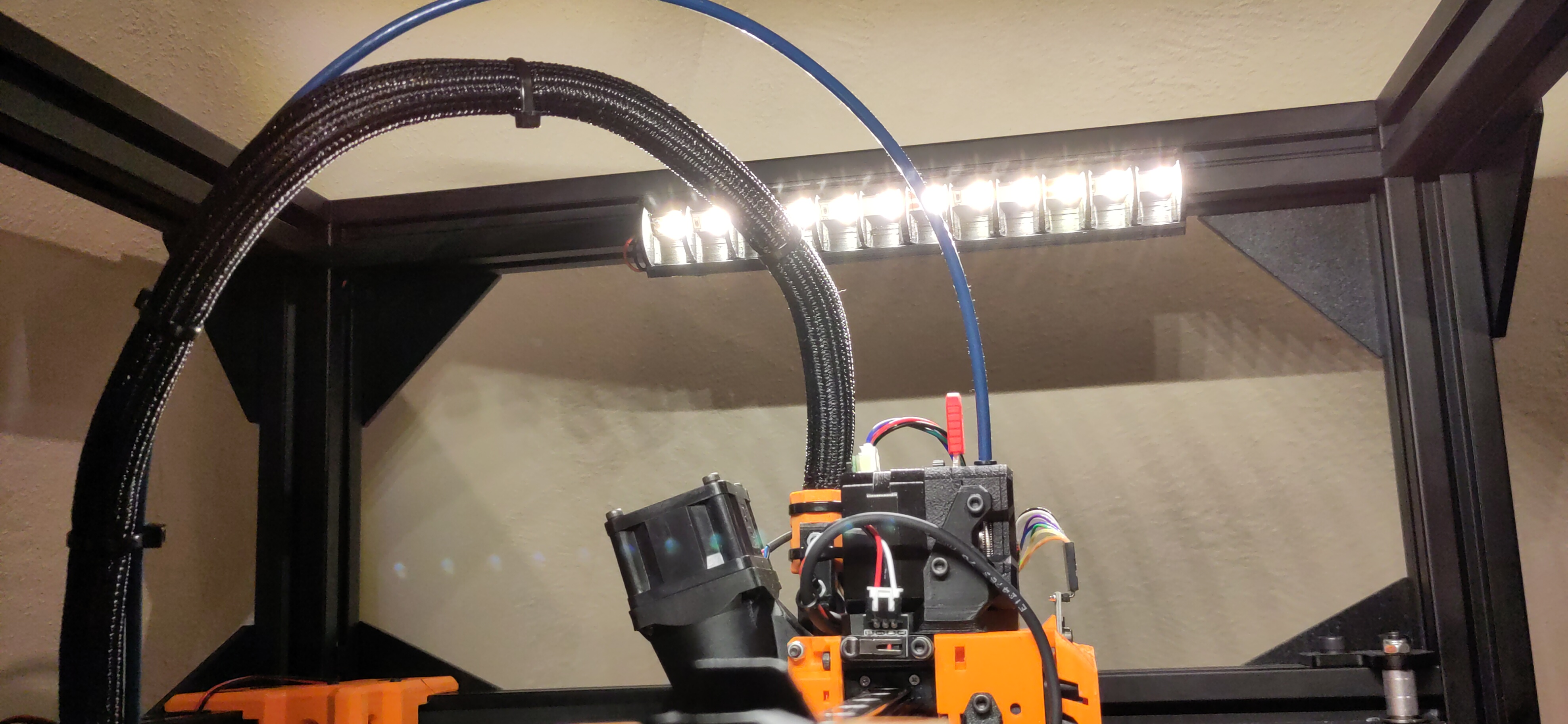 LED Stripe Mount for RatRig VCore3.1 200mm³ Enclosed