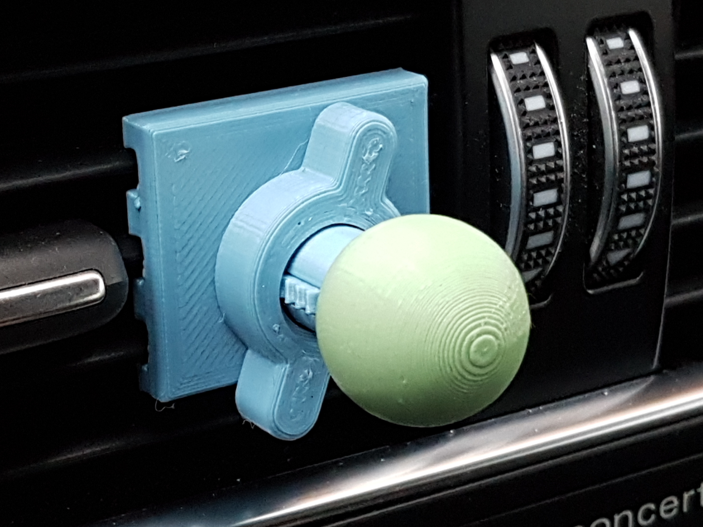 Ball joint (18mm) to Audi ventilation adapter