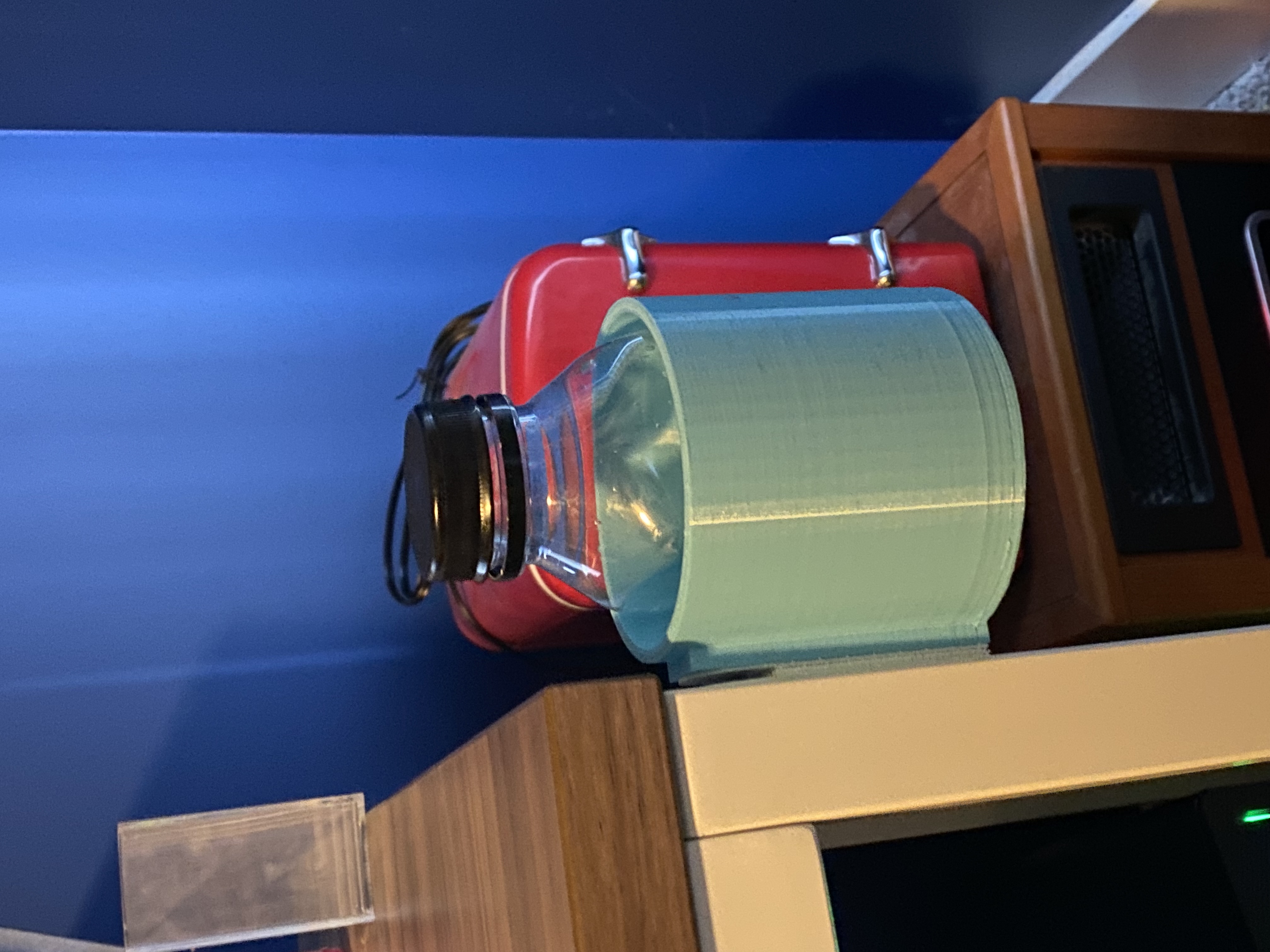 Desk/Wall Mounted Cupholer