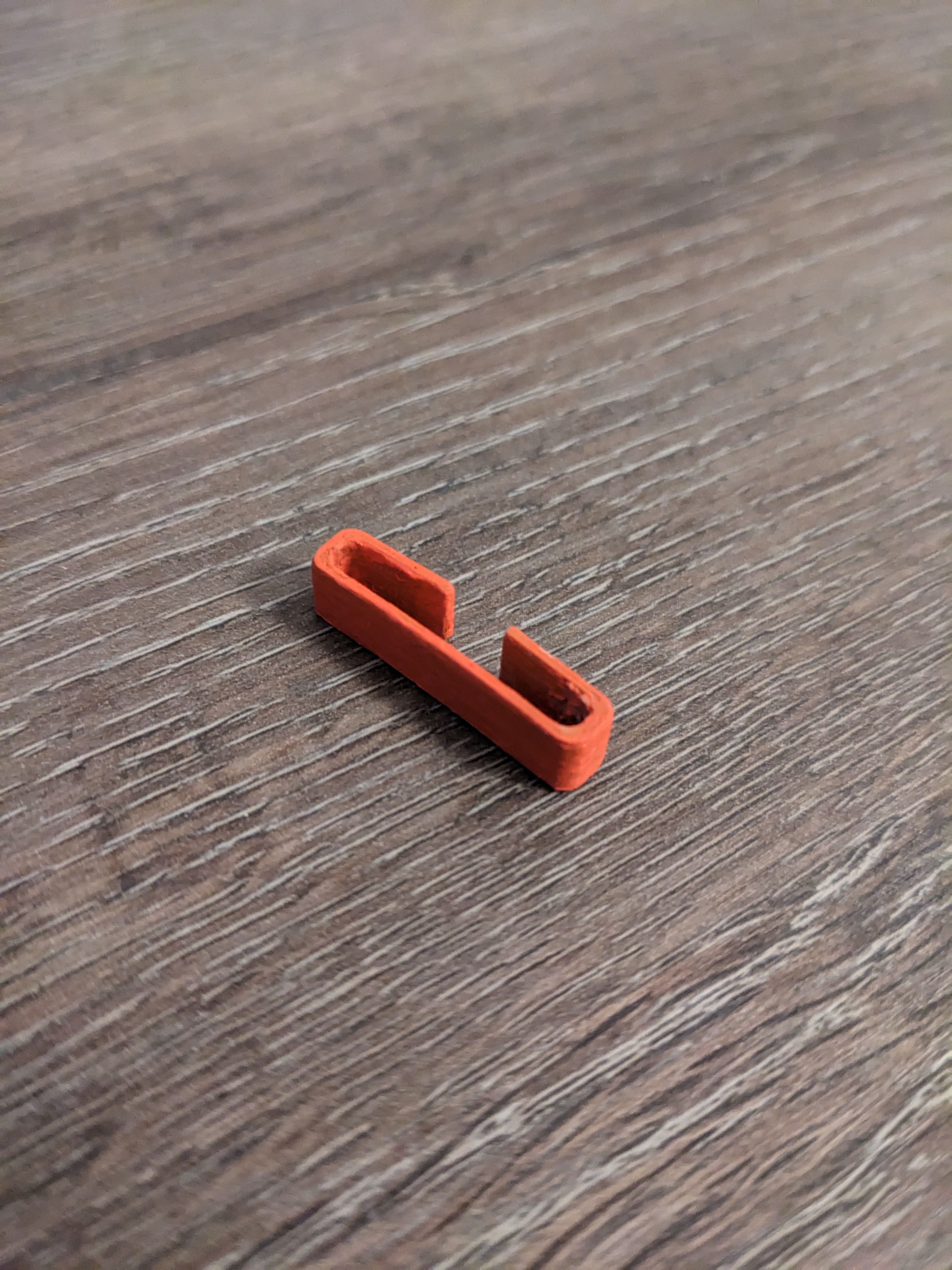 Miniatura 2 do modelo 3D Backpack strap holder