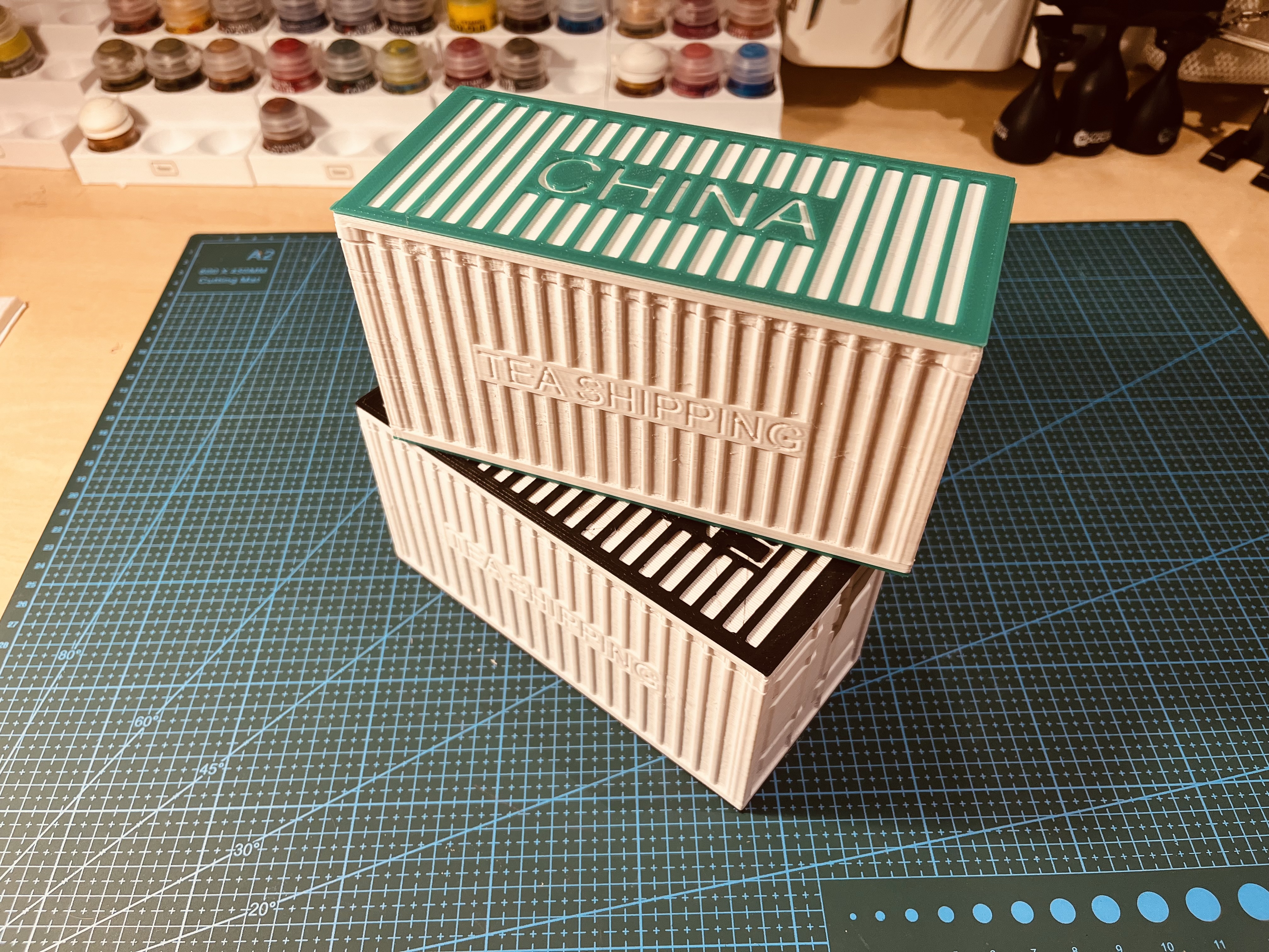 Miniatura 2 do modelo 3D Tea shipping container-  literally