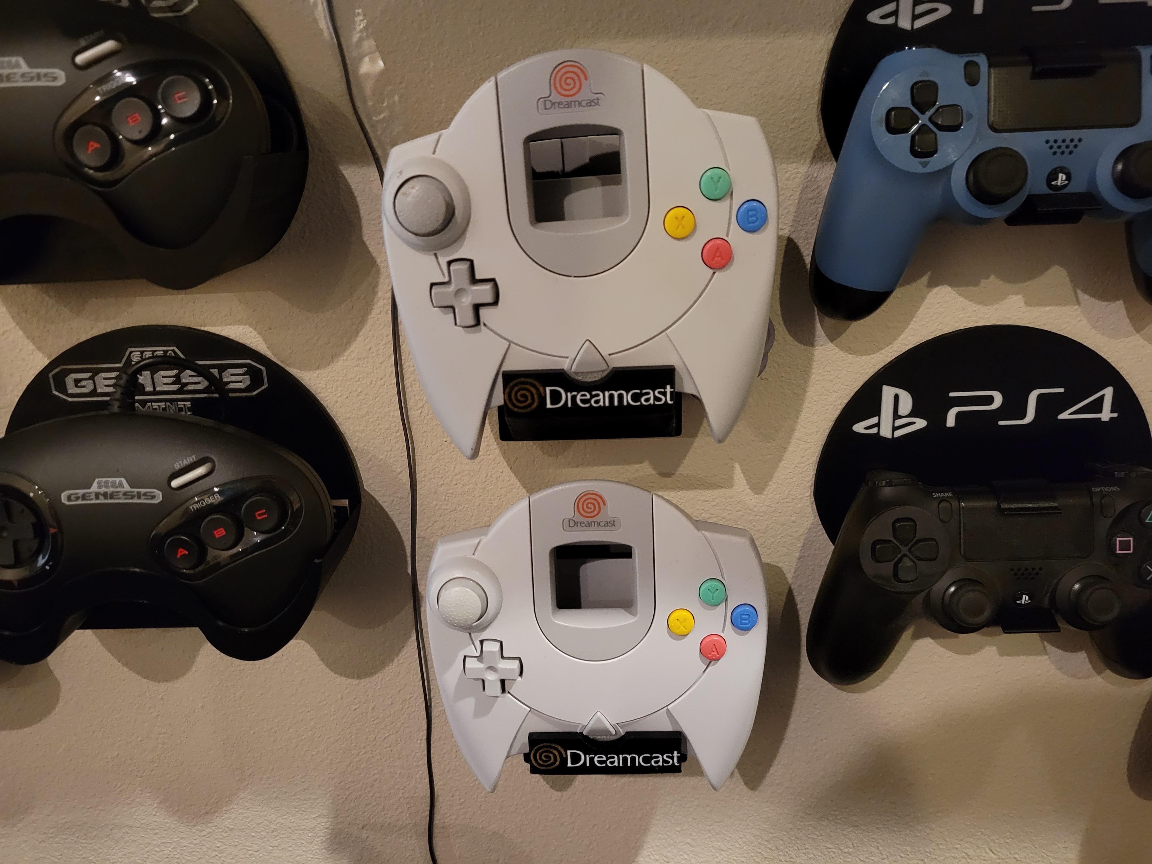 Sega Dreamcast Controller Wall Mount