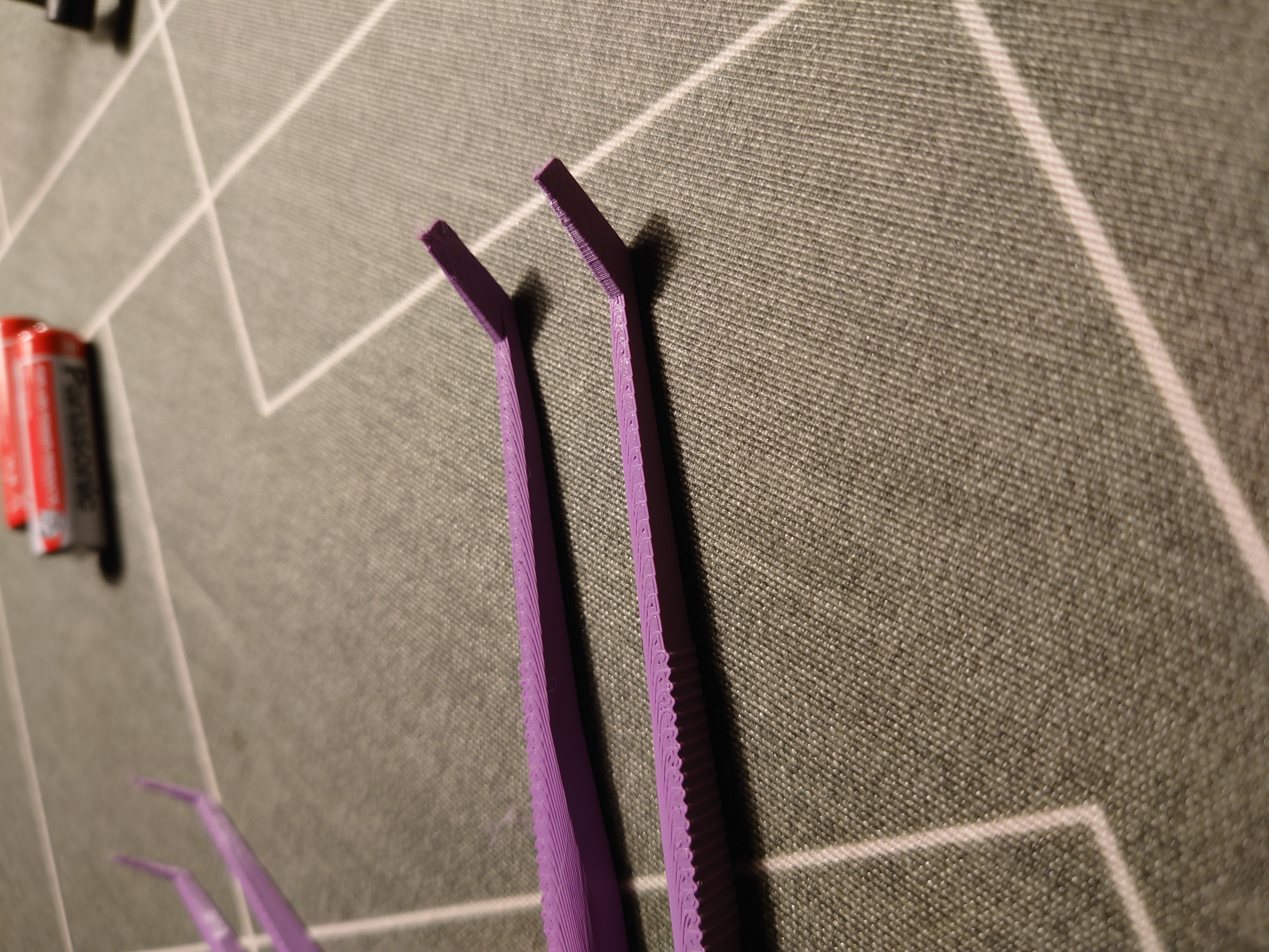 Tweezer for wargames