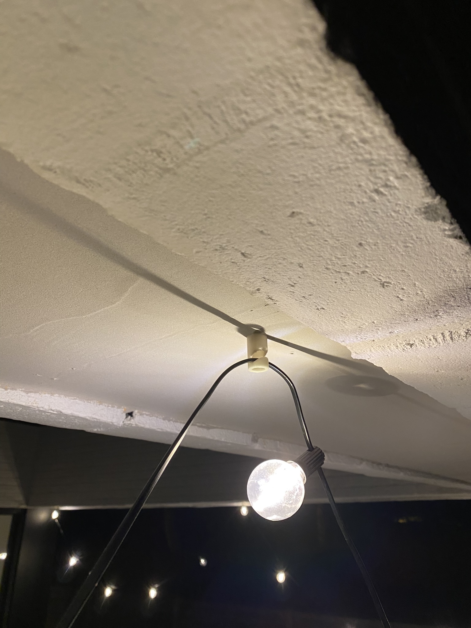 Cable hook ceiling by Bartic Download free STL model