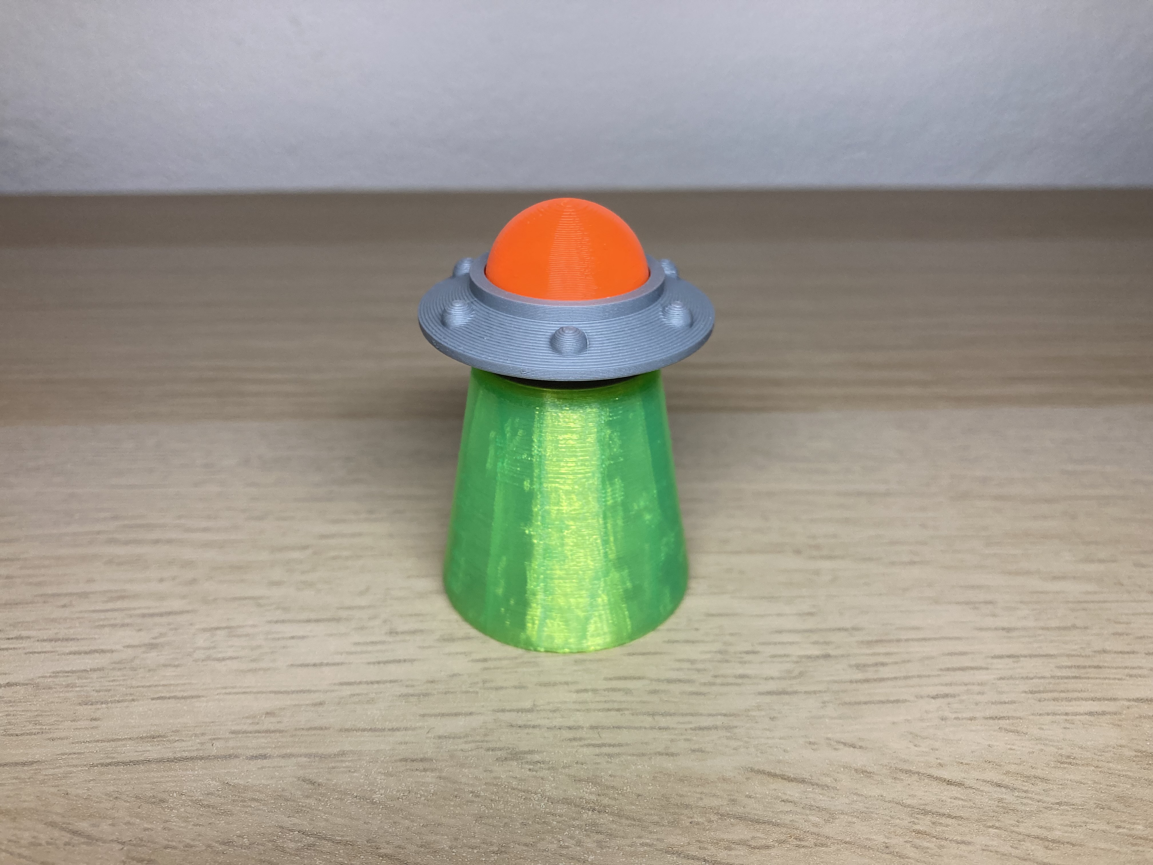 UFO 45 RPM Record Adapter