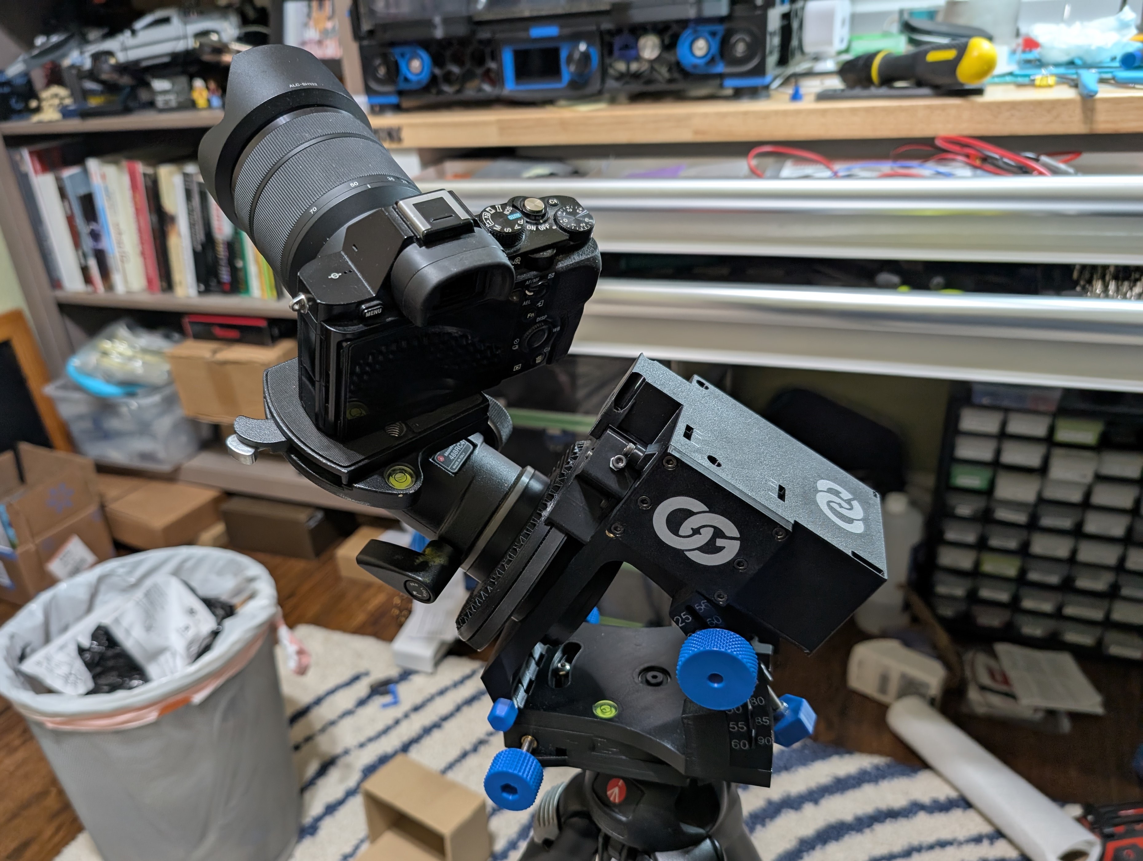 OG Star Tracker V2 Mods (Single piece/beefier gearbox, logo doors) 3D model thumbnail