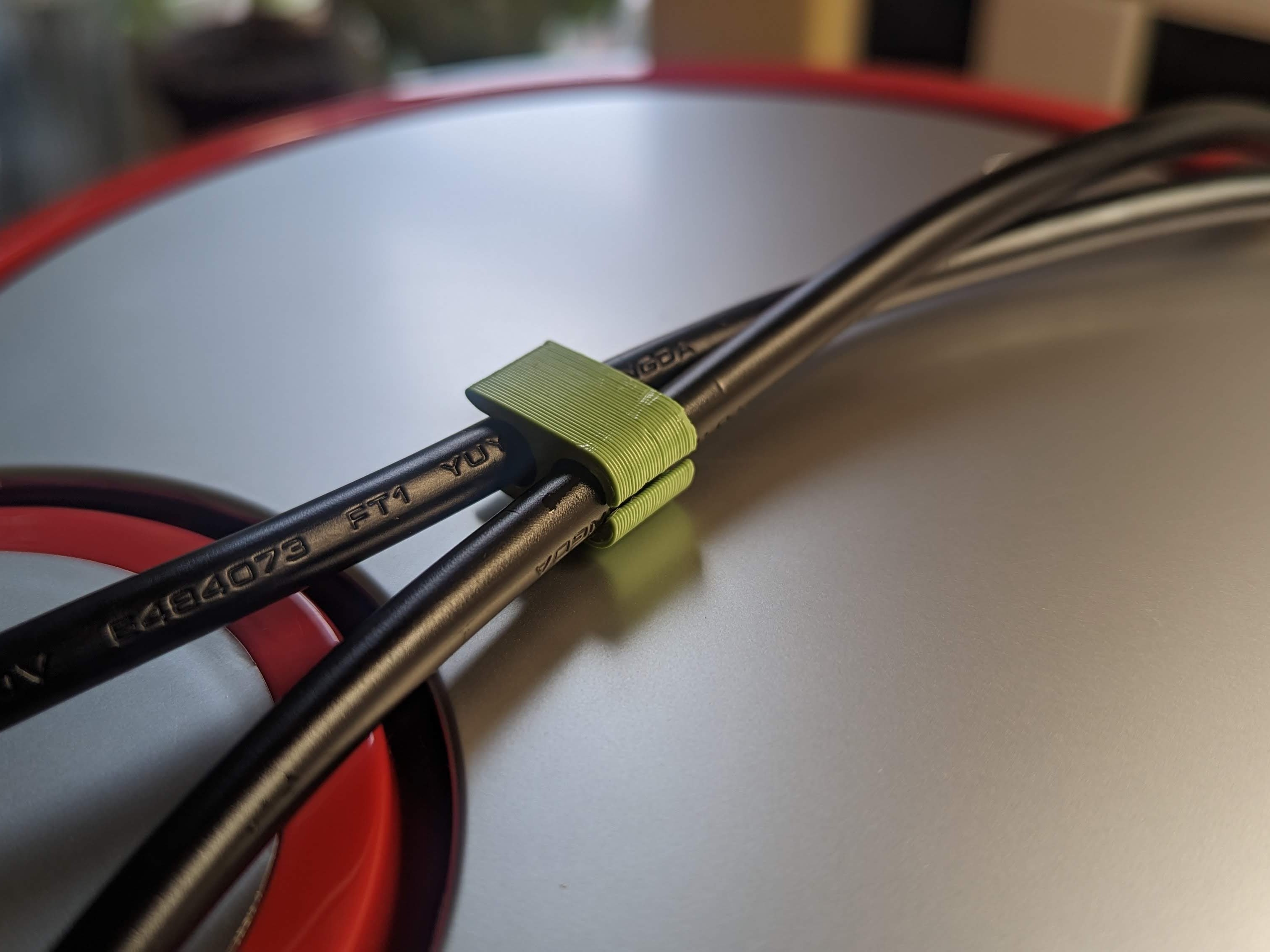 Electrical Cord Clip Round and Flat by Jamehz Download free STL