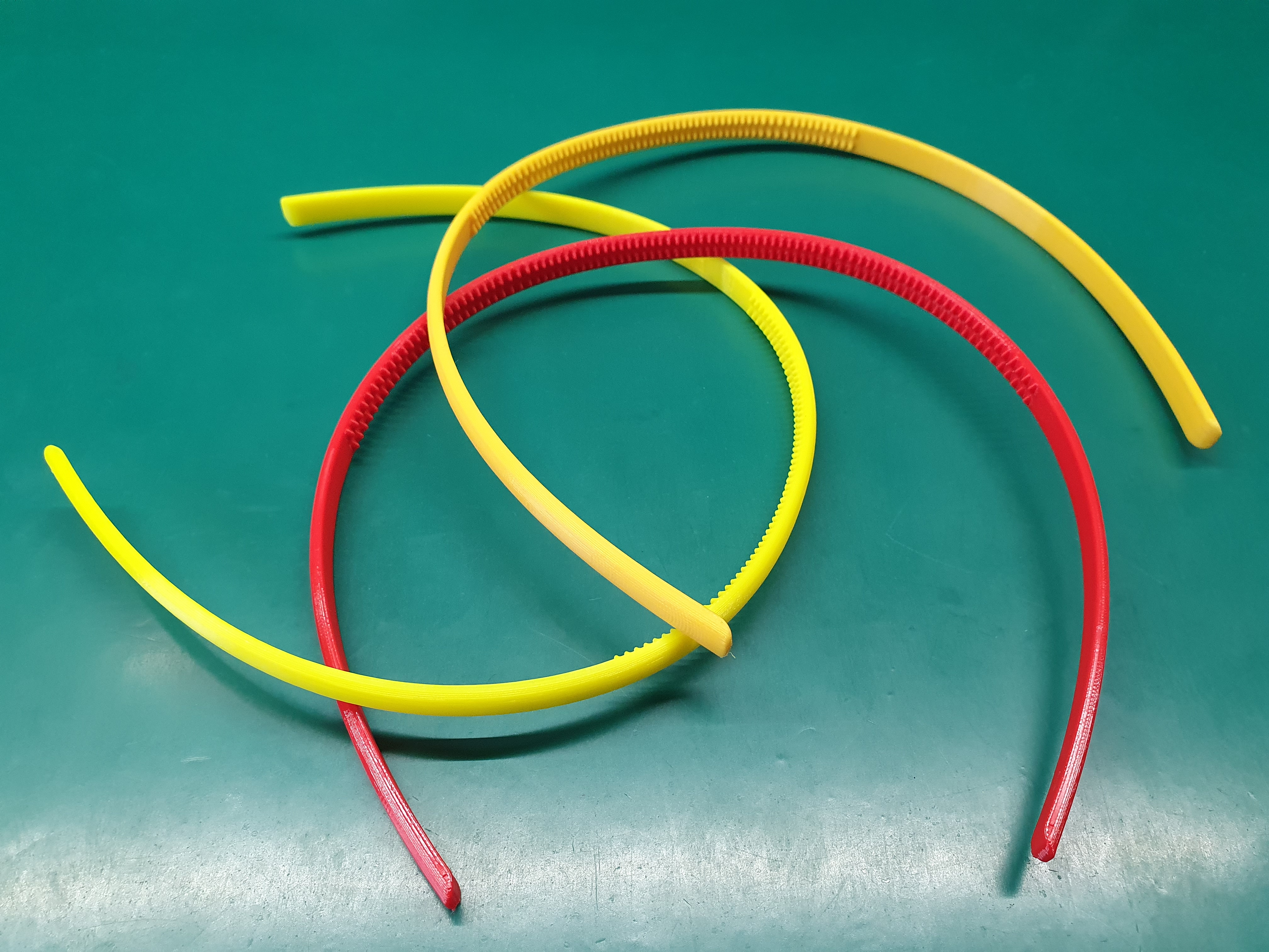 👸 Universal Safe Hairband with 2 rows of tooth (protrusions)