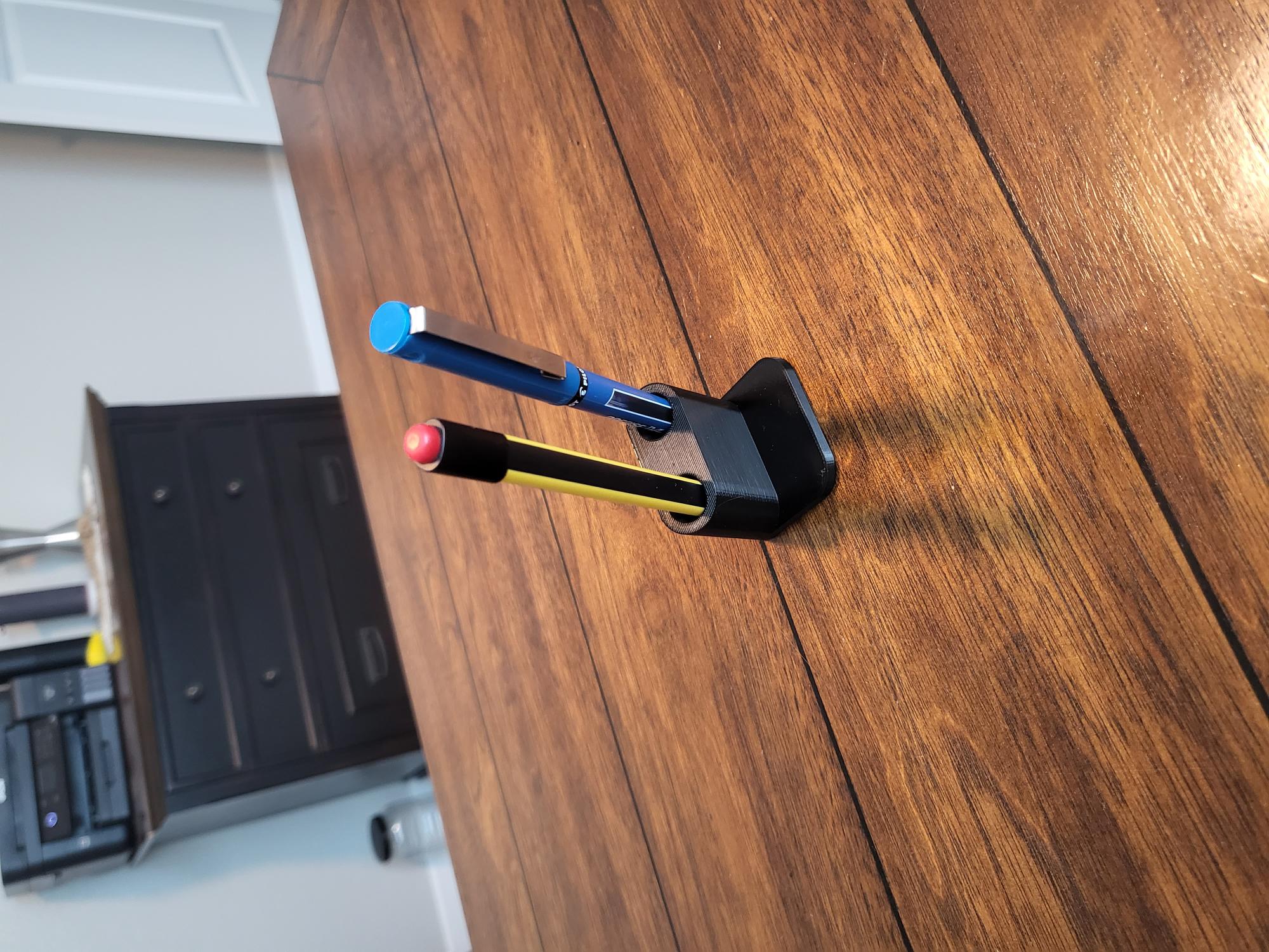 Pen Holder