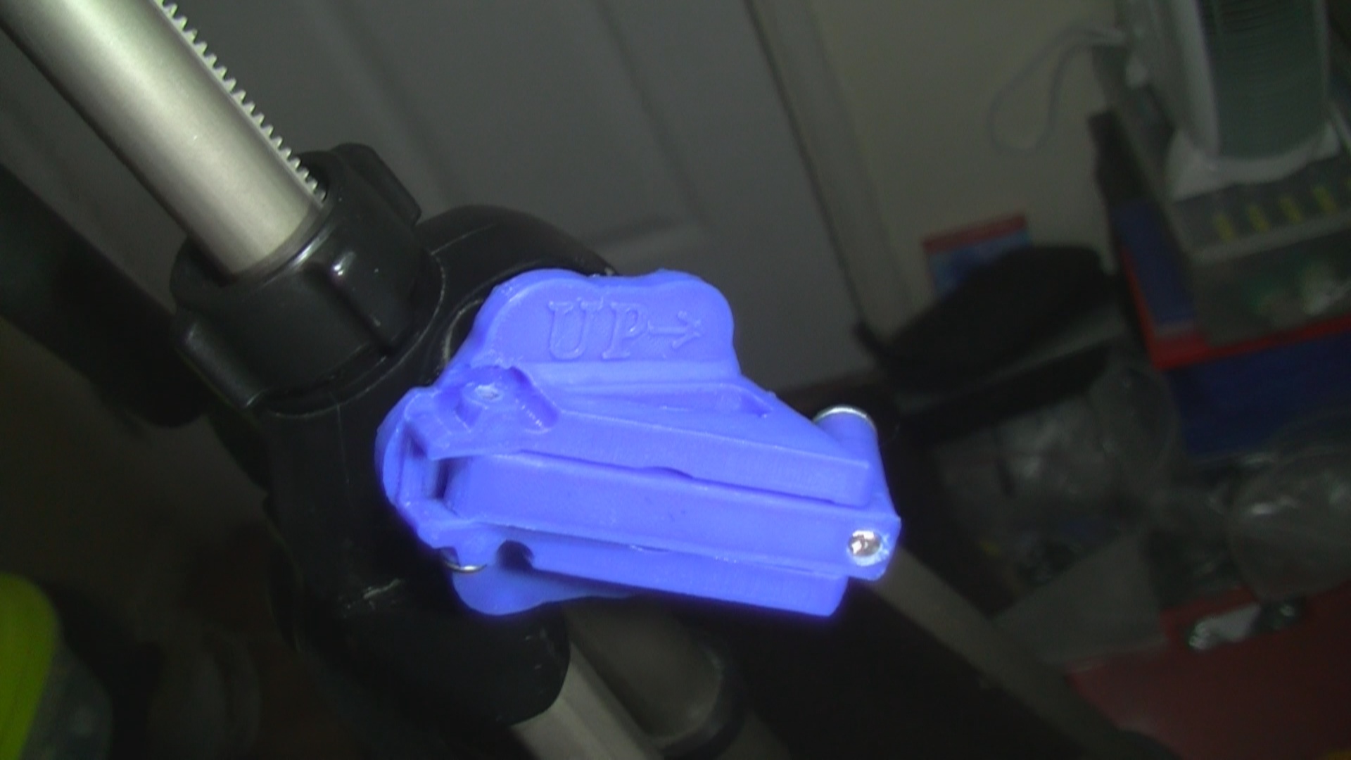 Hama Star 61 Tripod Crank handle fix by 3D Try Outs Download free STL