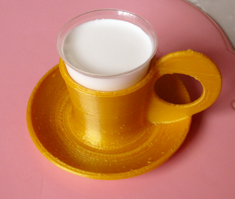 Medikamentenbecher 30ml Aufnahme V2