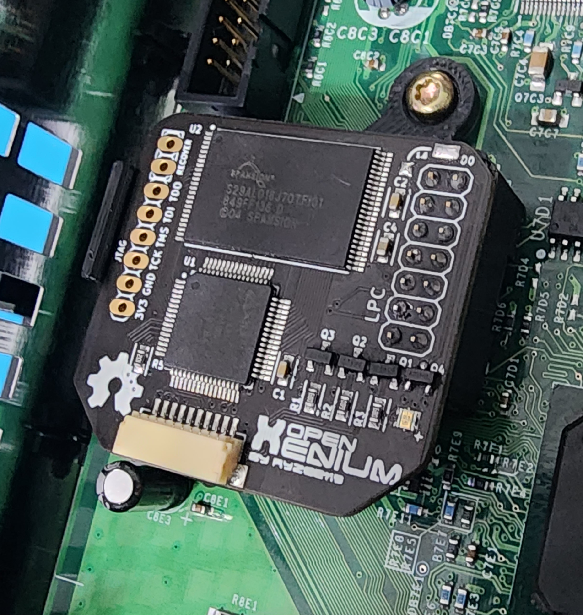 Xbox Open Xenium Mount by Retro Digital Download free STL model