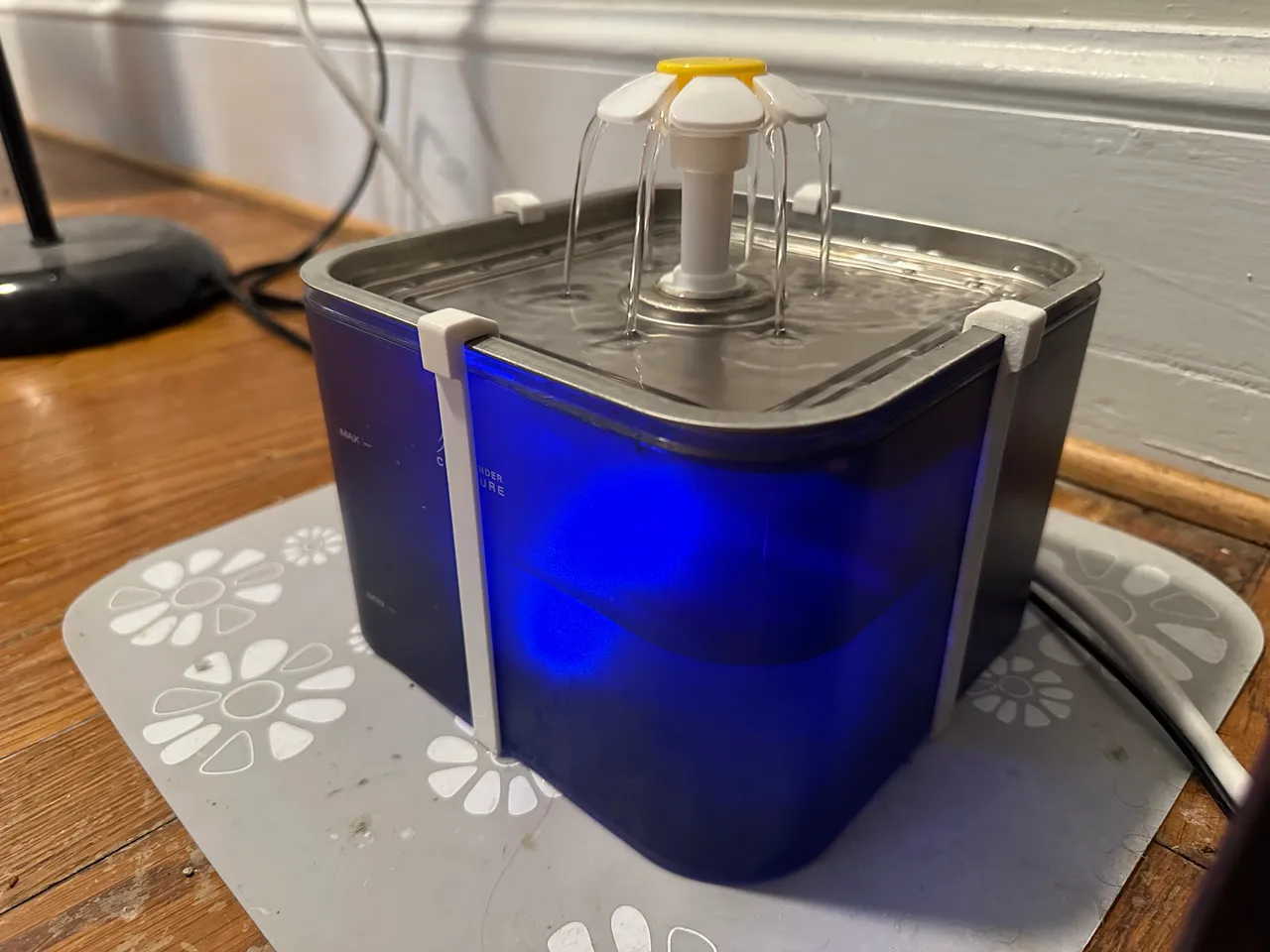 Cat water fountain clip by sharpshot973 | Download free STL model |  Printables.com
