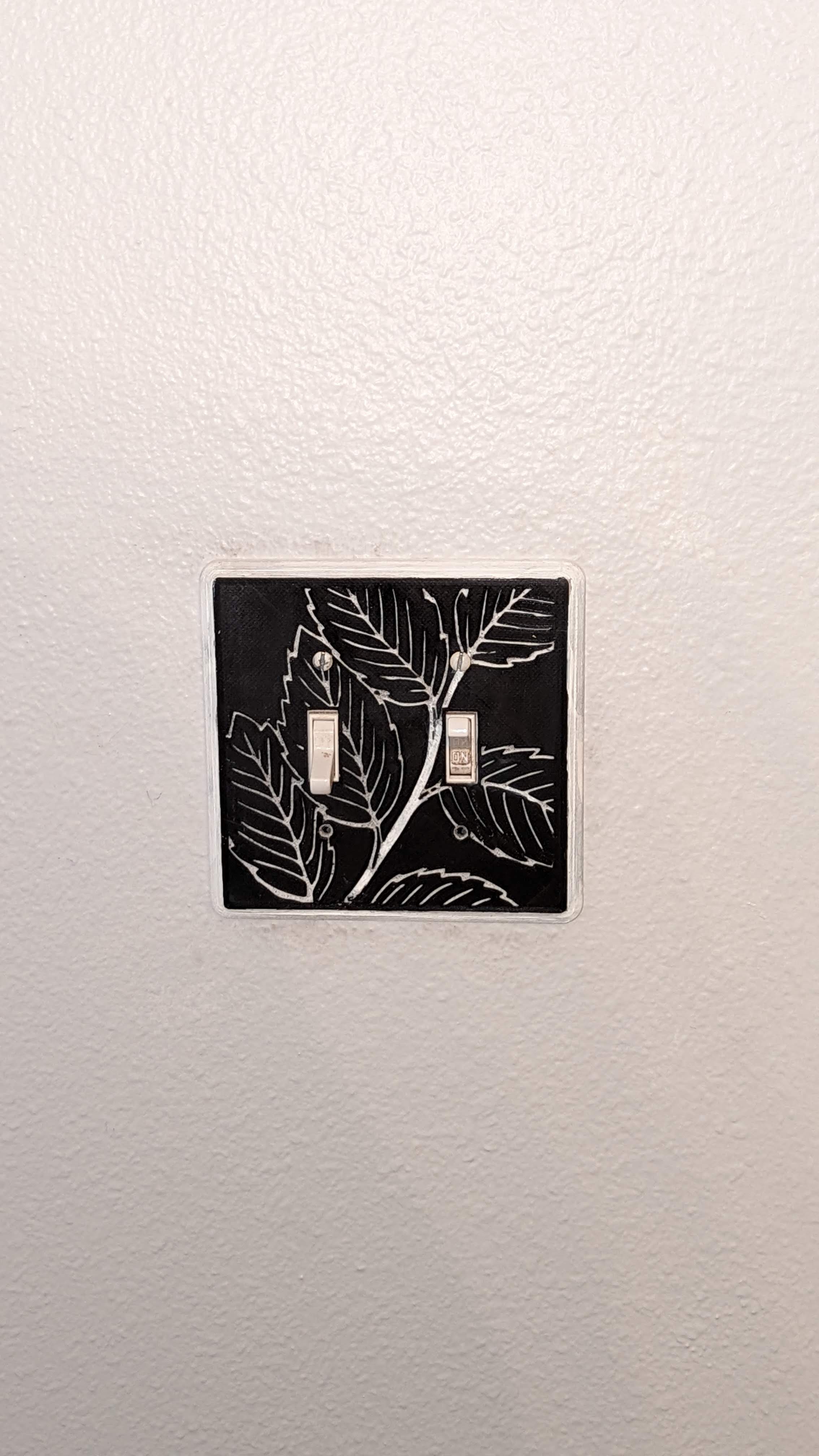 Light Switch + Power Outlet Cover/Plate LEAVES