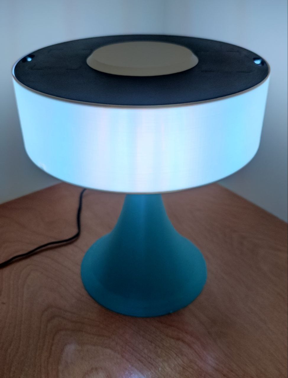 Spool lamp