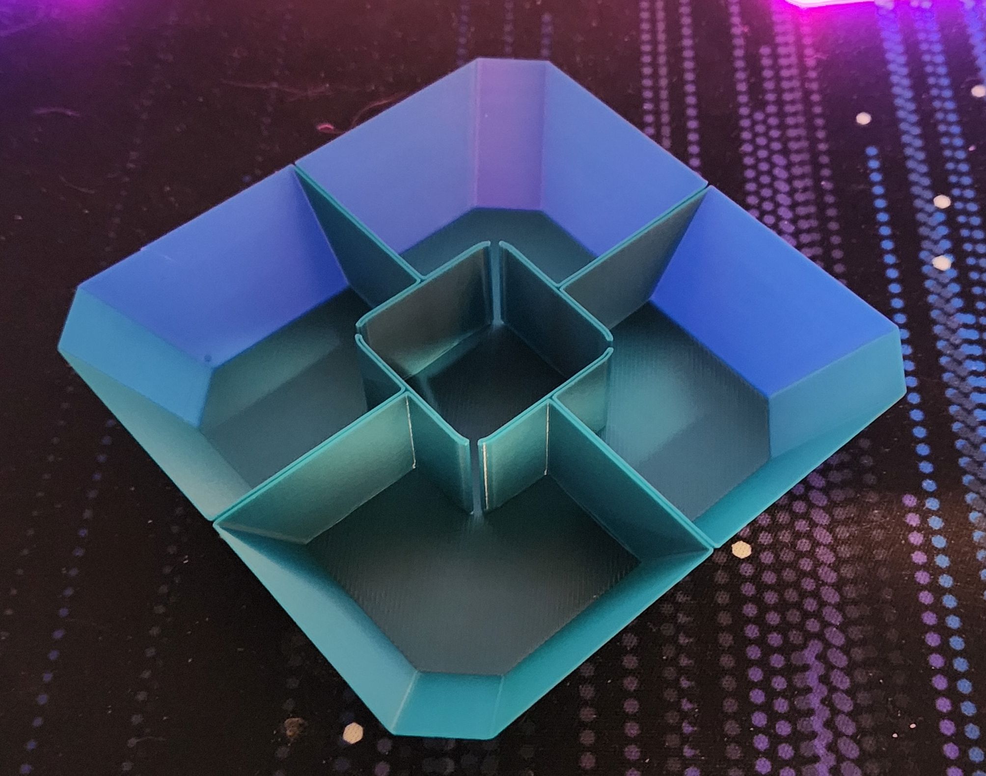 Spiral Vase Boardgame Piece Tray
