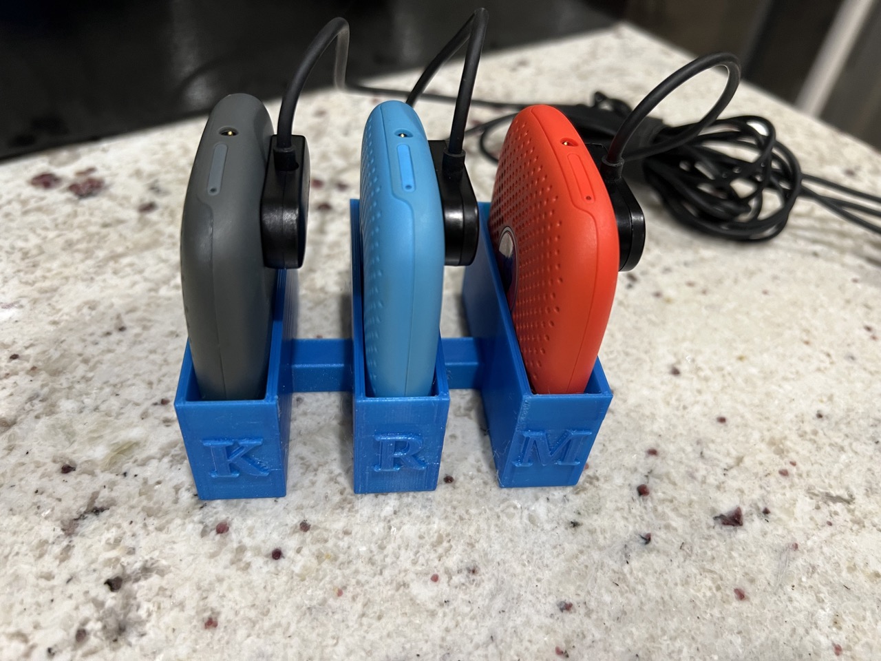 Relay Go Device Charging Stand by Hallender Download free STL model