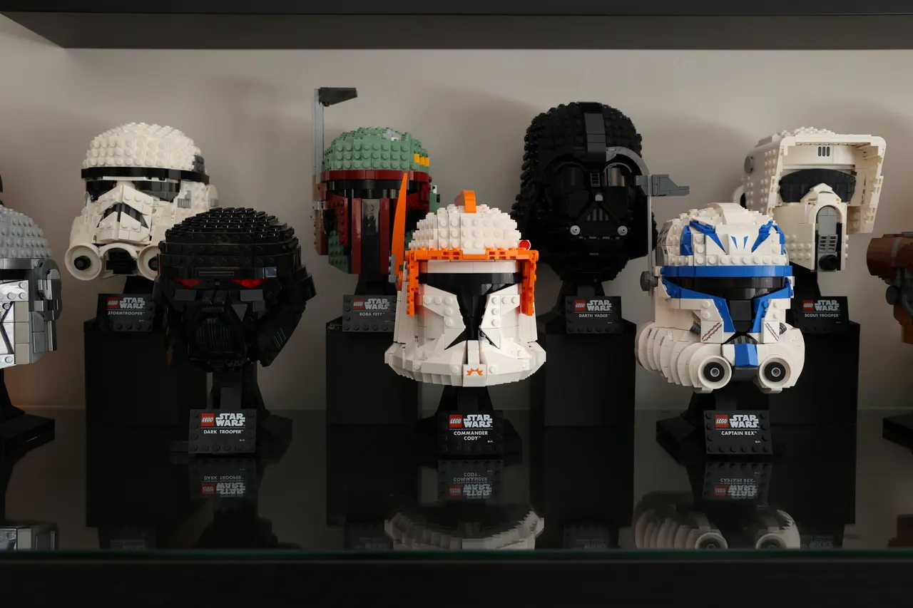 Custom lego discount star wars helmets