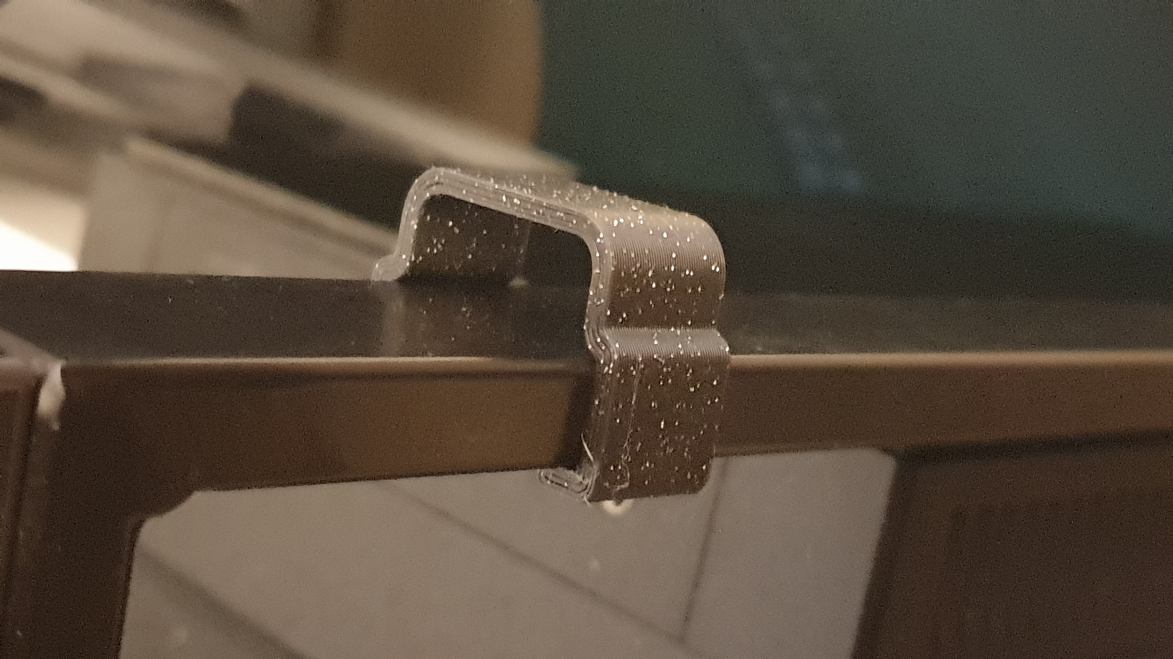 Cable management clip for Ikea Micke desk by zwirek2201 Download free