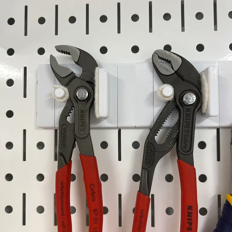 Wall Control Holder For Knipex Cobra Pliers por Adam L