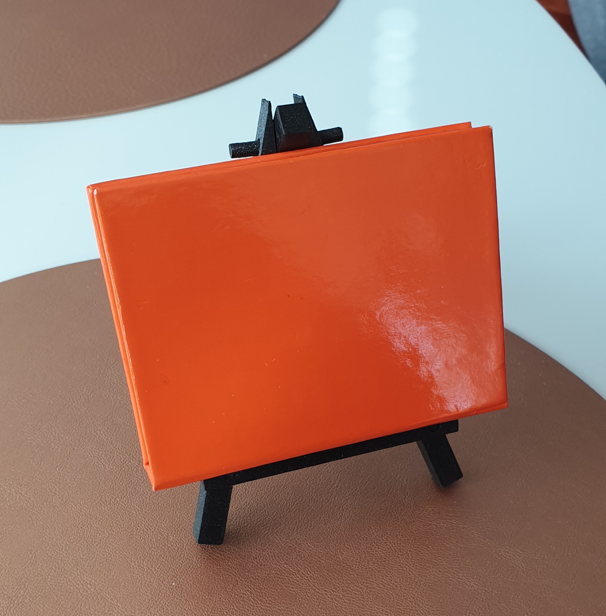 Small support for photos or prints (Easel)