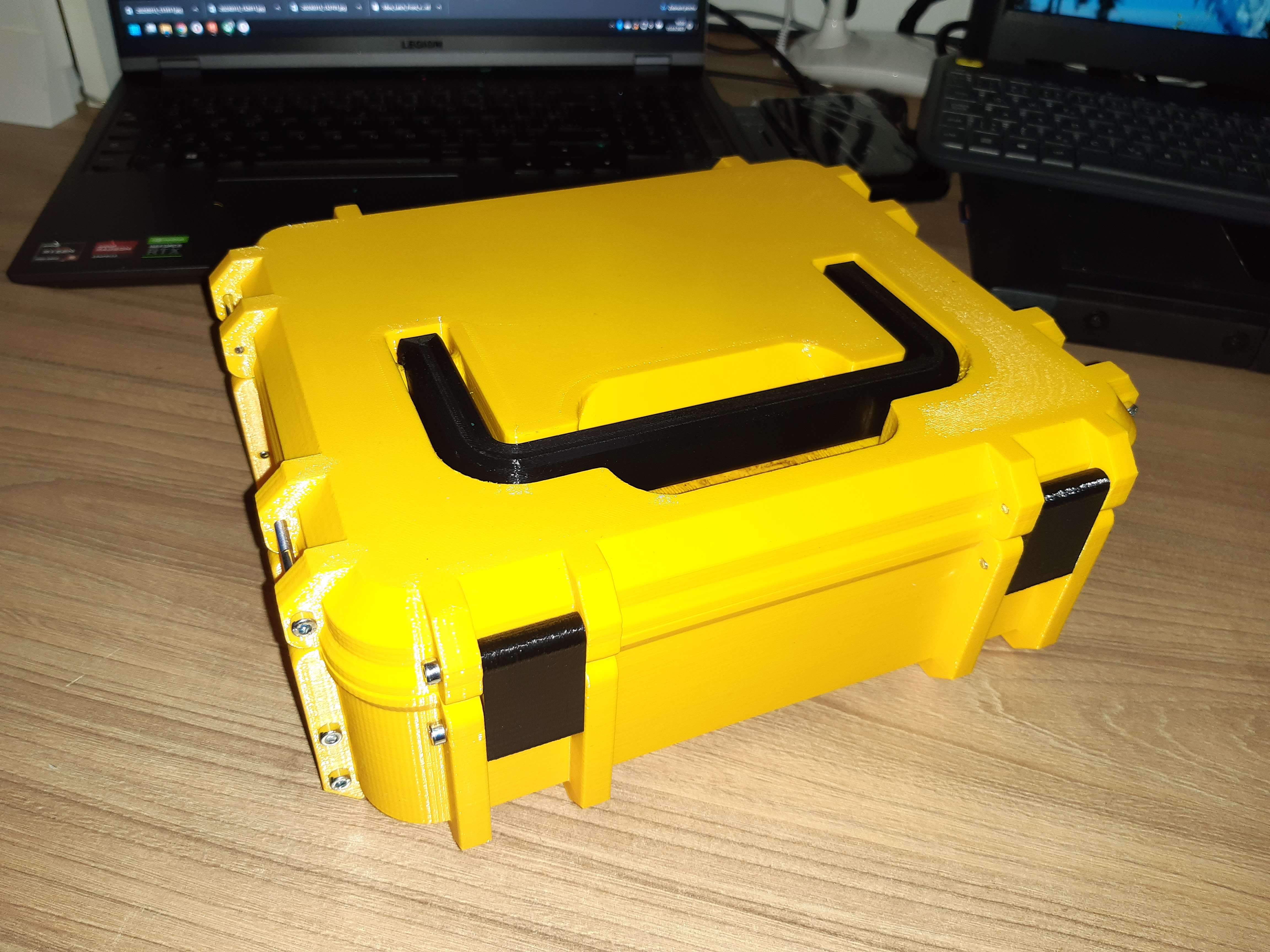 Box 3D model thumbnail