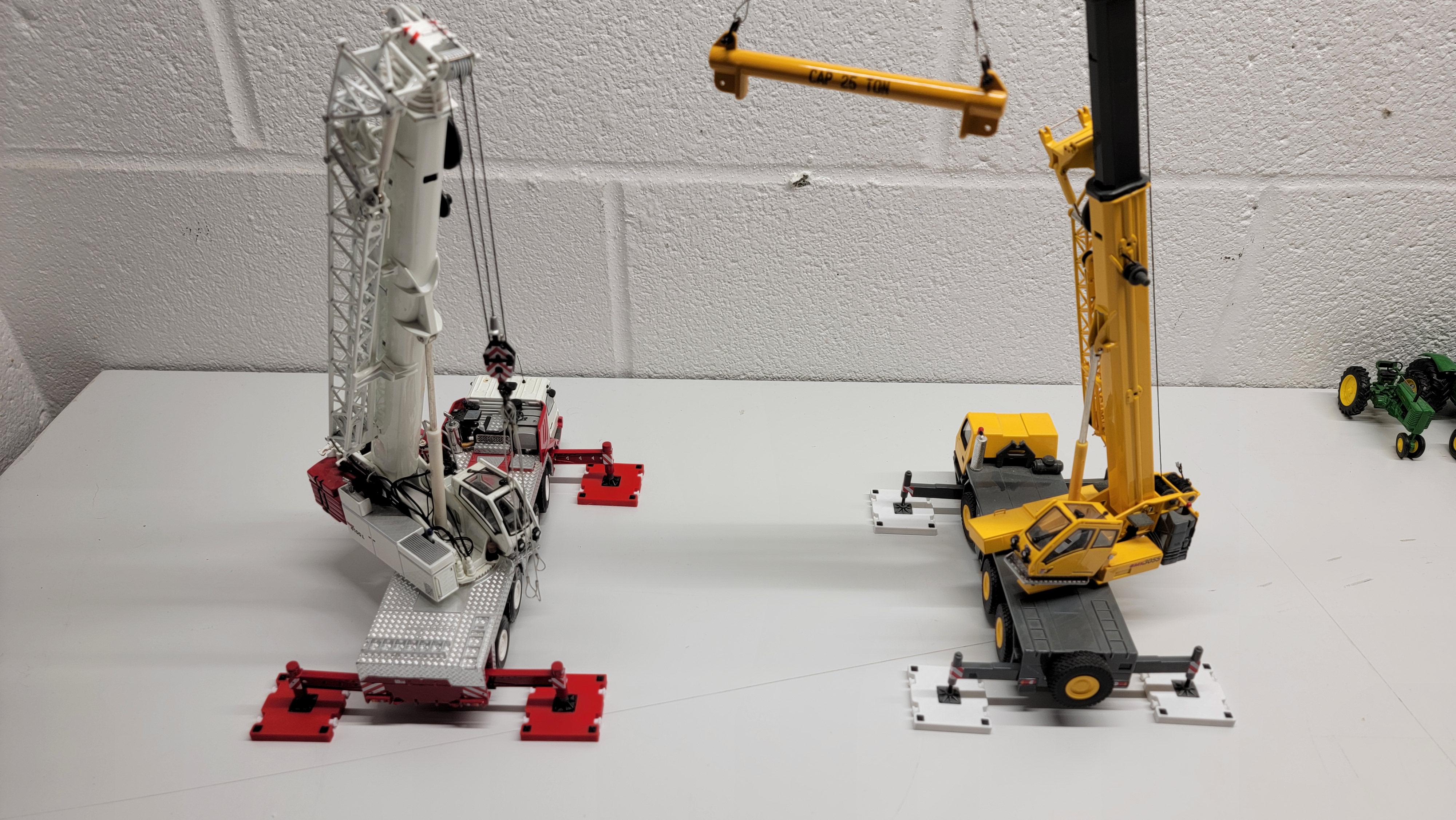 1:50 Scale Crane Mat 1/50