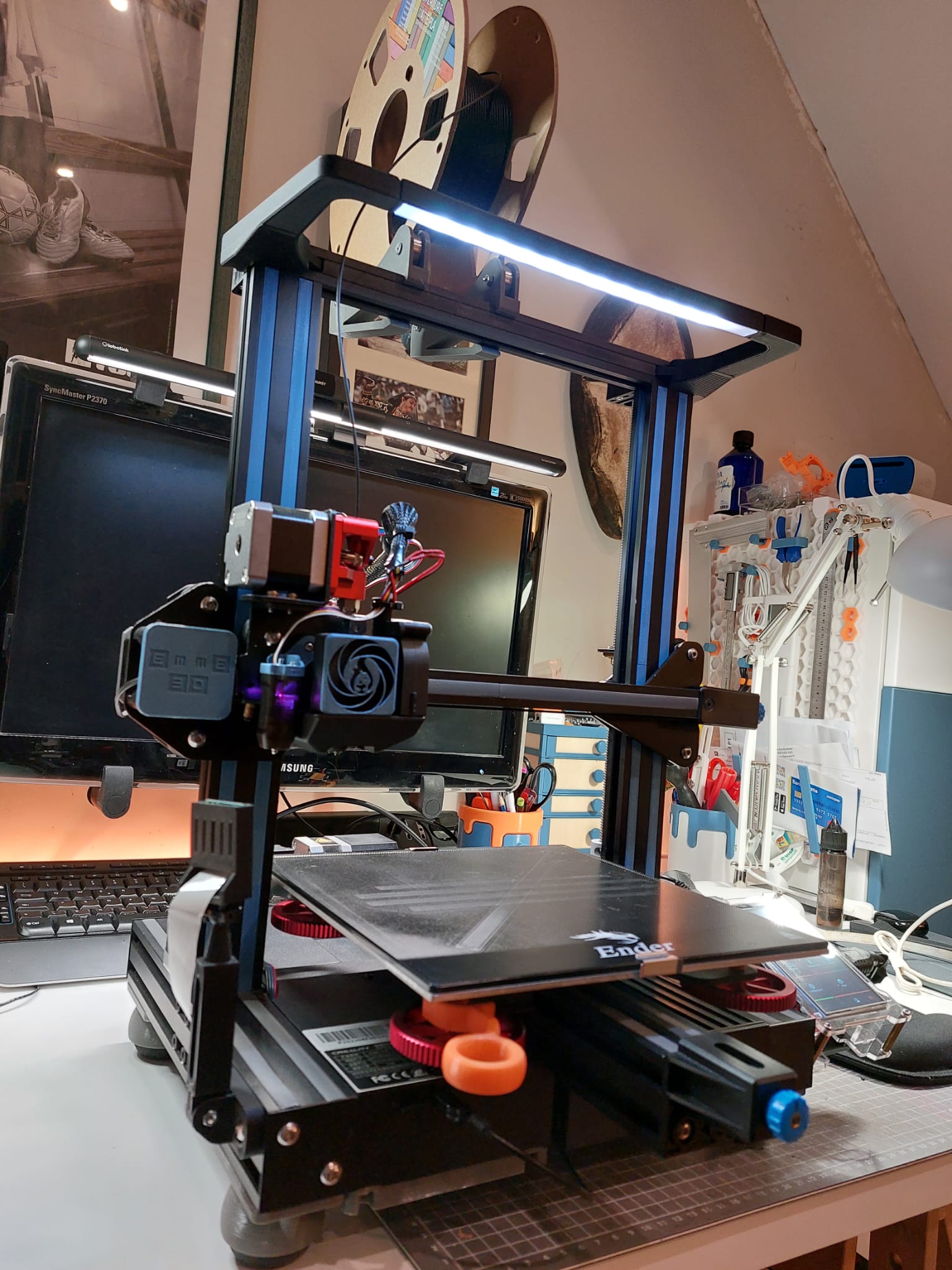 Ender 3 v2 - Led light bar by Emme3D | Download free STL model ...