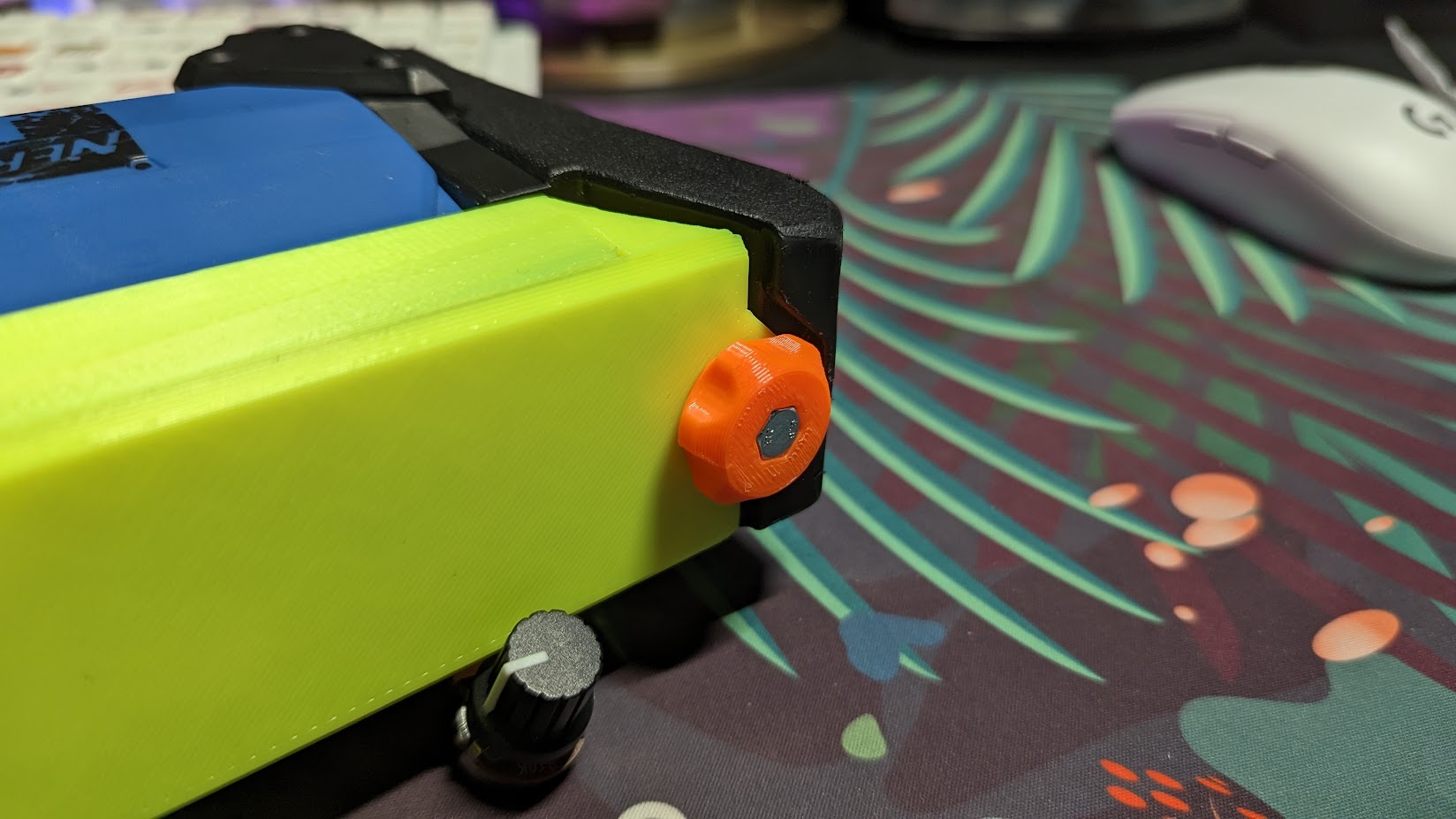 Spurred Thumbnut - M4 Bolt Version