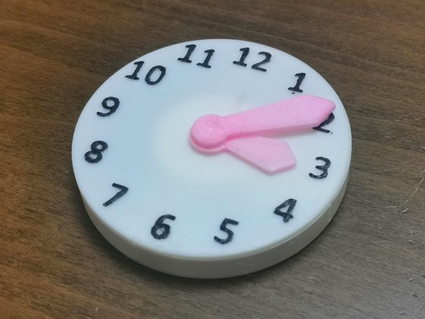 Miniatura 2 do modelo 3D Toy Clock