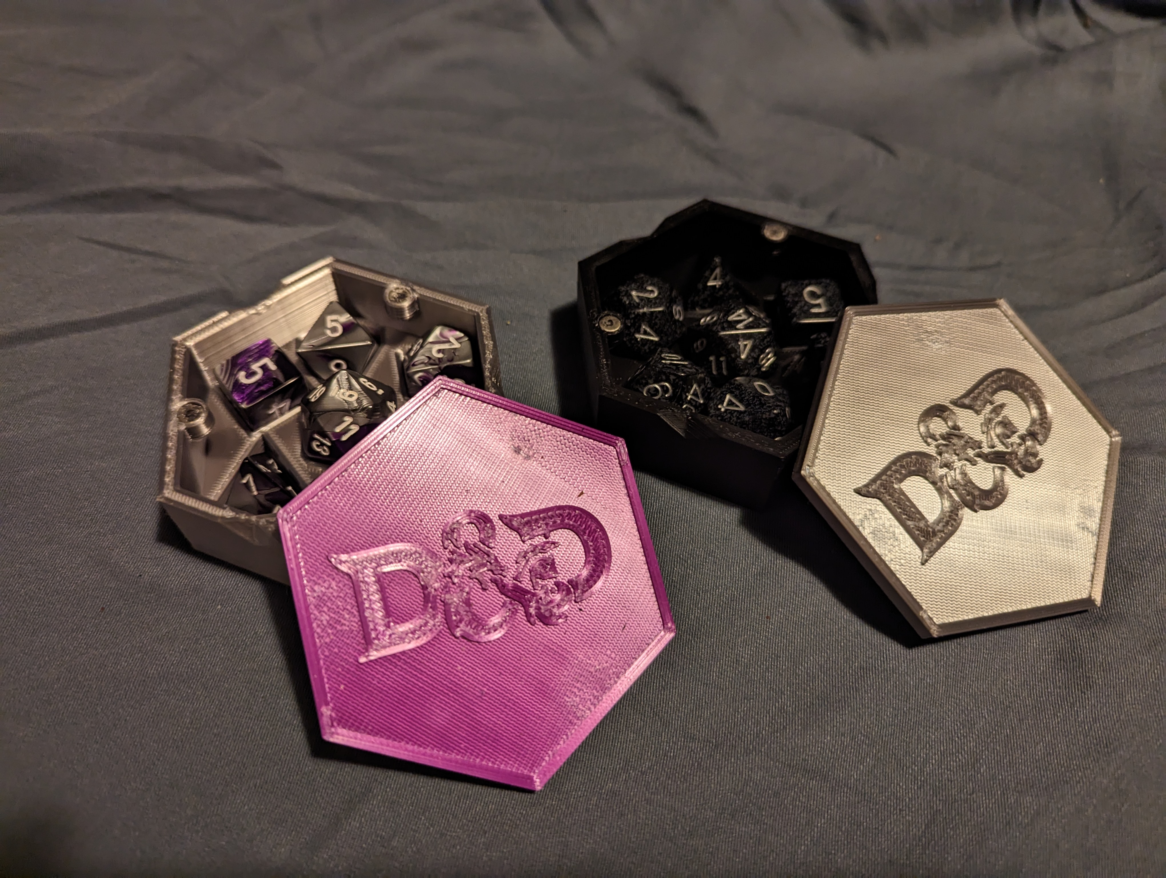 Magnetic Top D&D Dice Box