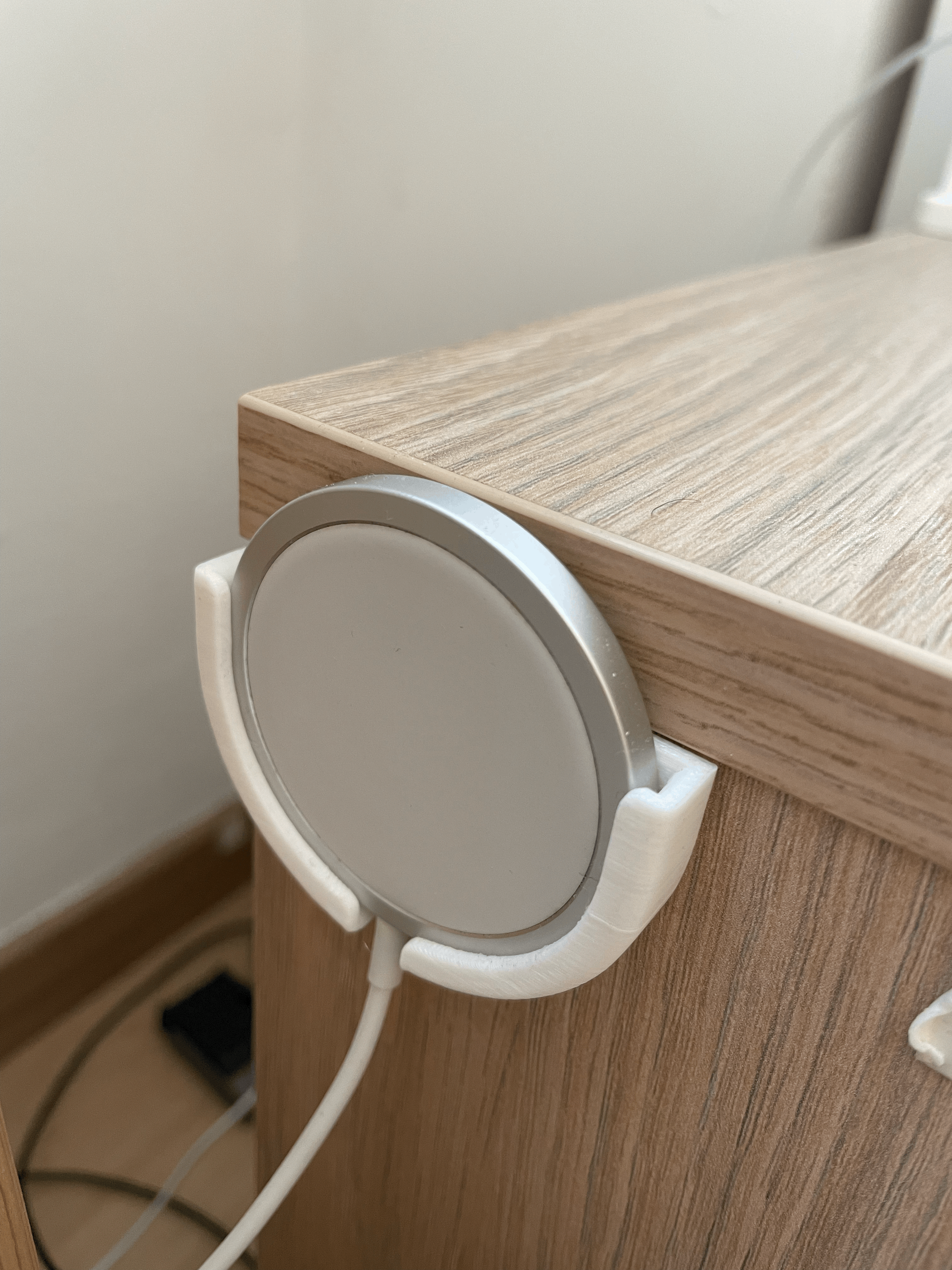magsafe holder