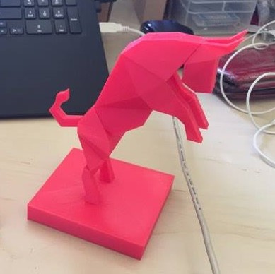 Miniatura 2 do modelo 3D REARING BULL LOWPOLY