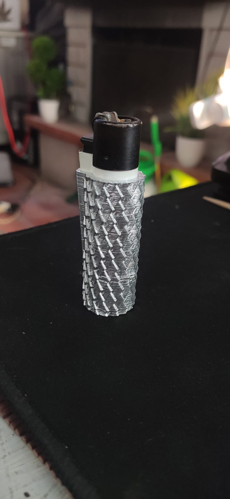 Spike Scales Clipper Sleeve