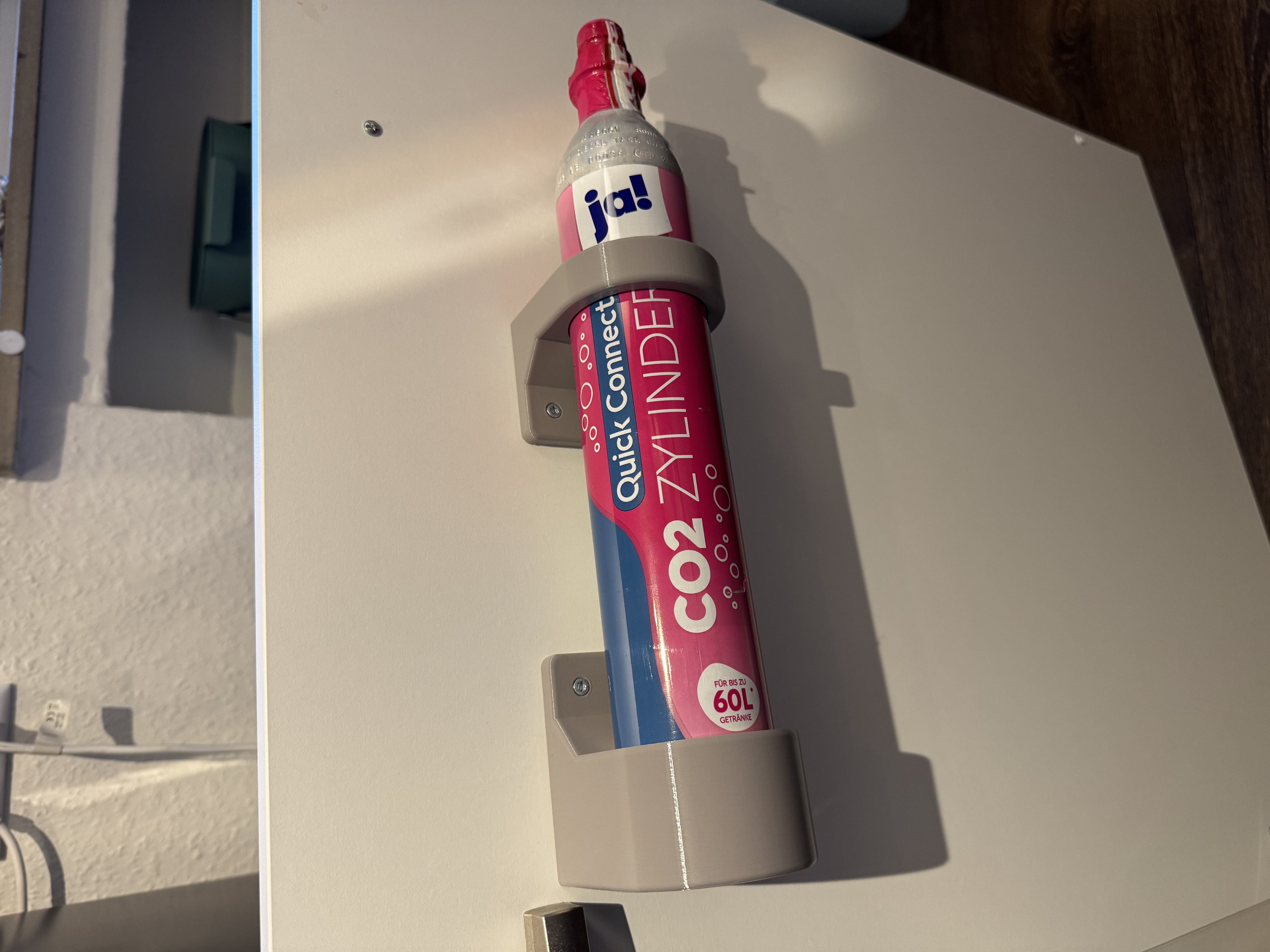 CO2 Cylinder Mount (Soda Stream compatible)