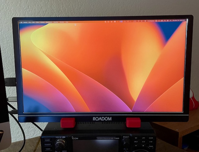 Monitor stand for 15.6" display