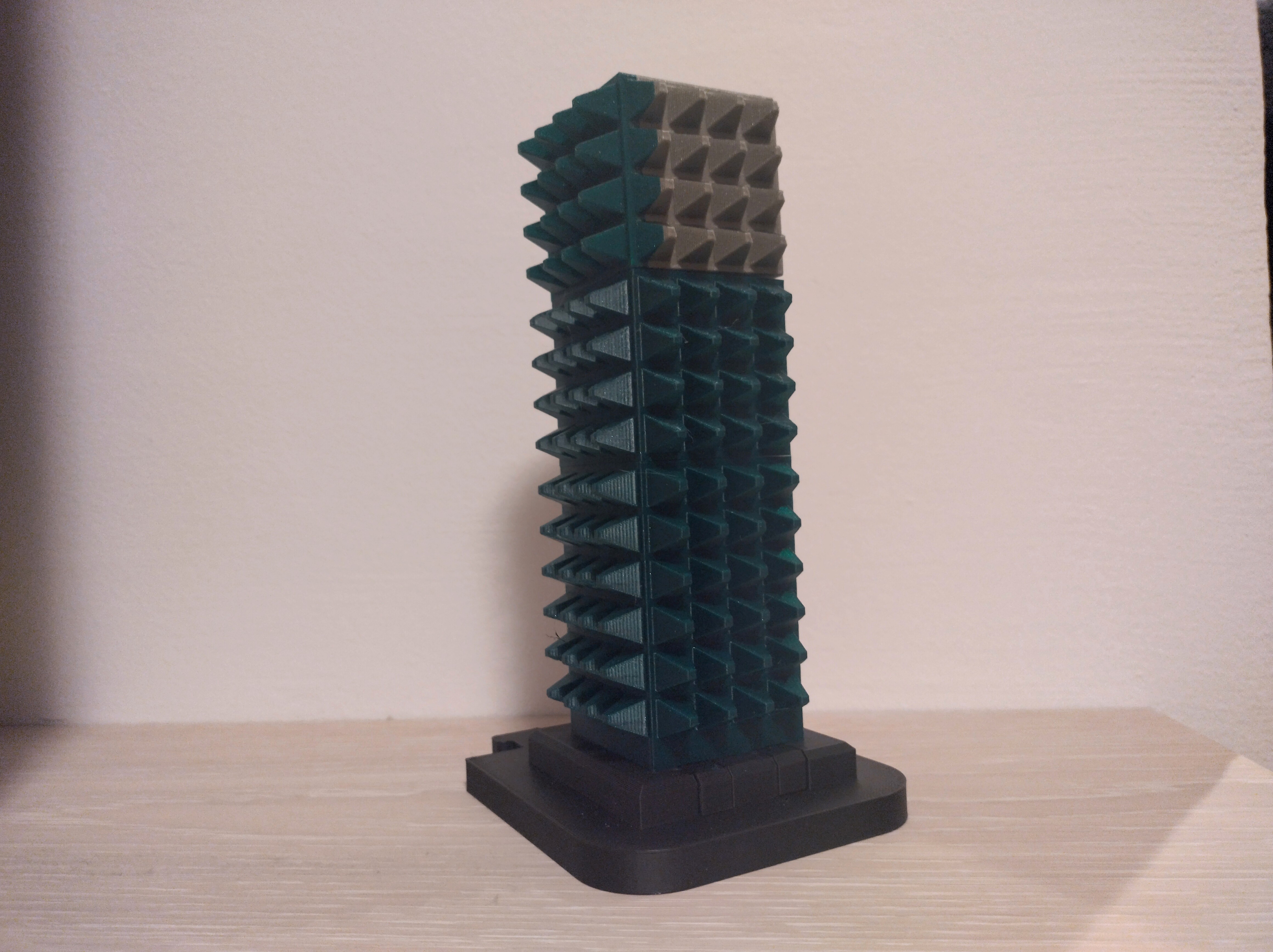 Miniatura 3 do modelo 3D cat self scratch post