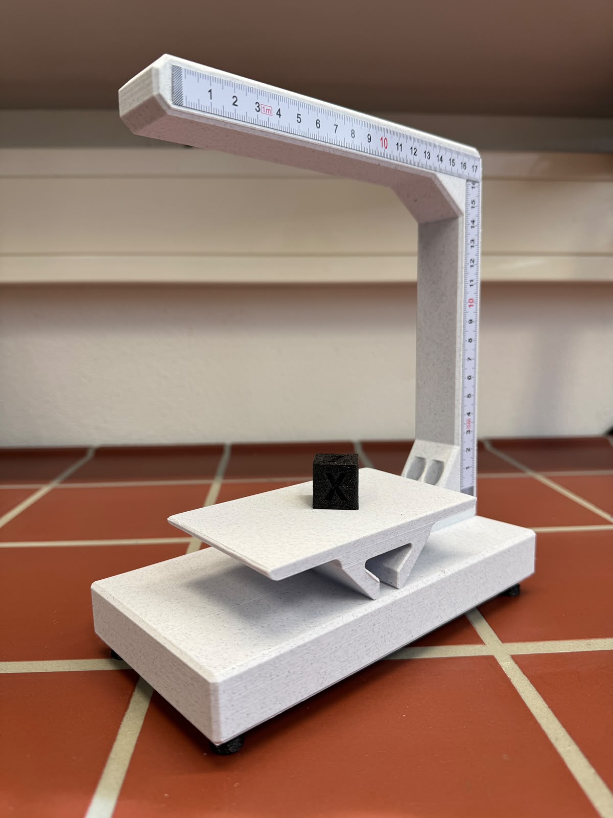 Photo Scale Plate with Integrated Scale Bar