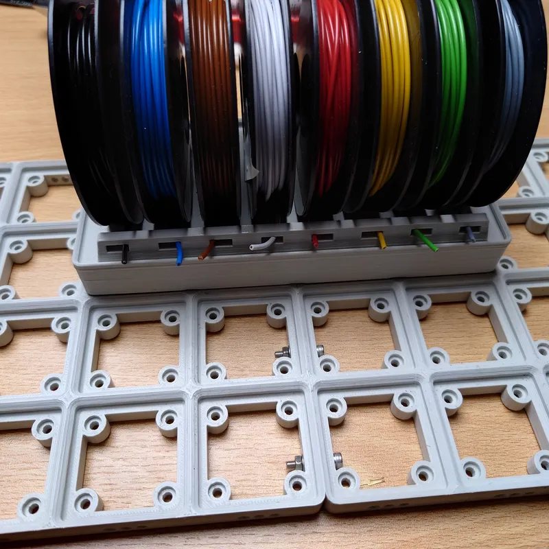 Gridfinity Wire Spool Holder for Larger Gauge Wire by Anthony