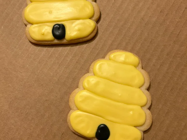 Bee Hive Cookie Cutter