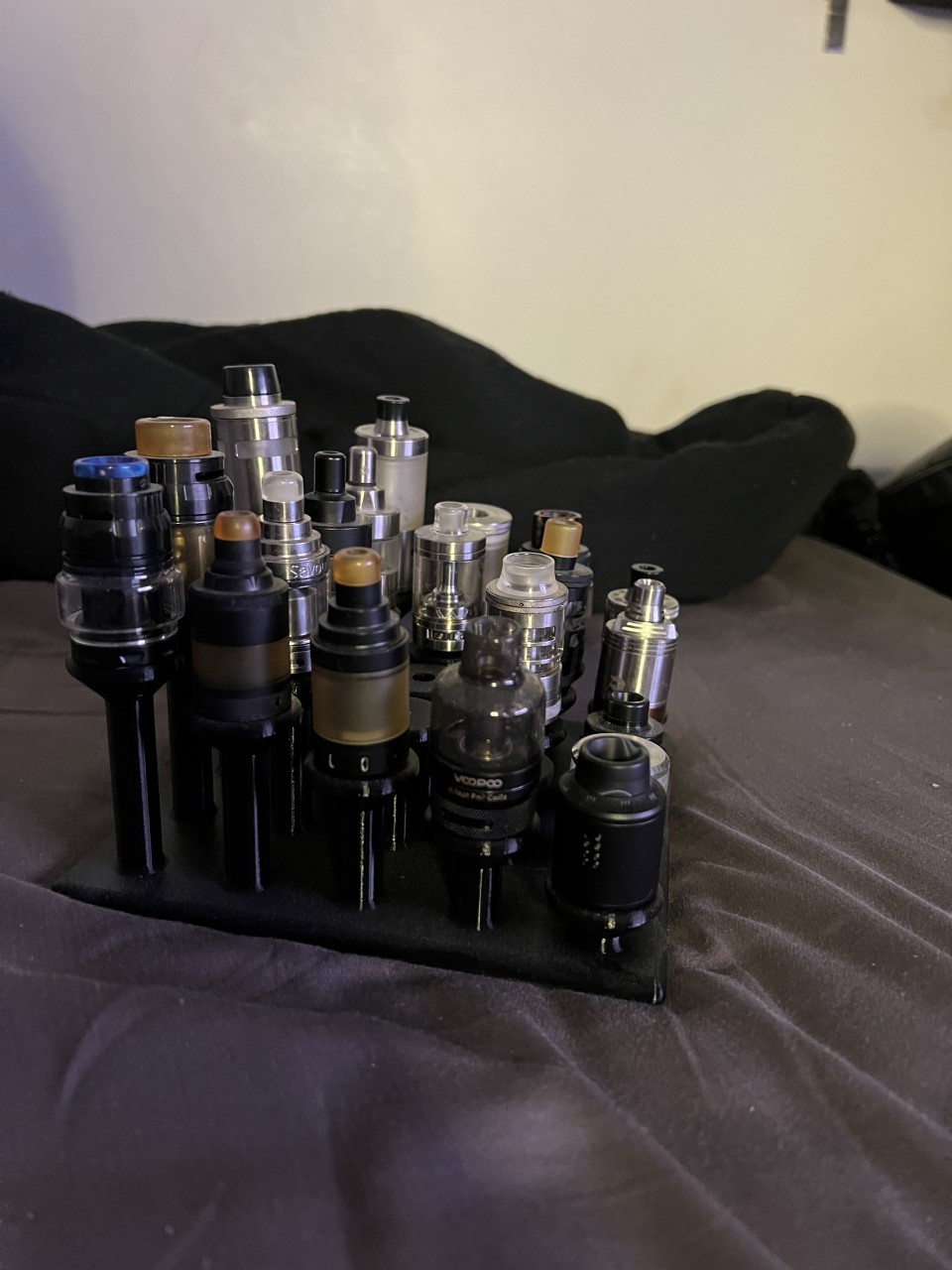 Miniatura 2 do modelo 3D Vape atomizer Stand