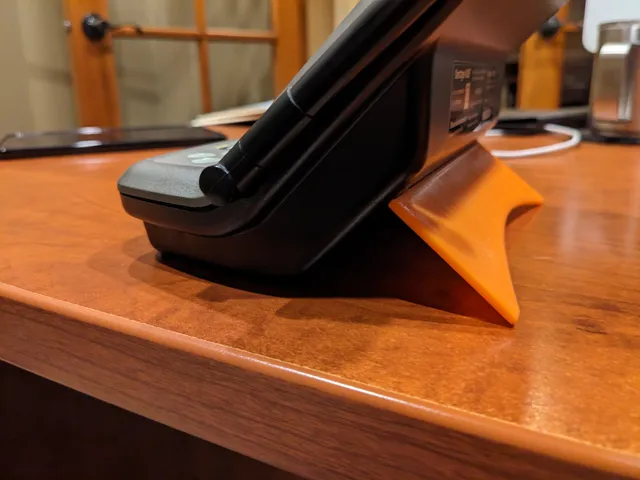 Davis Vantage Vue Console Kickstand