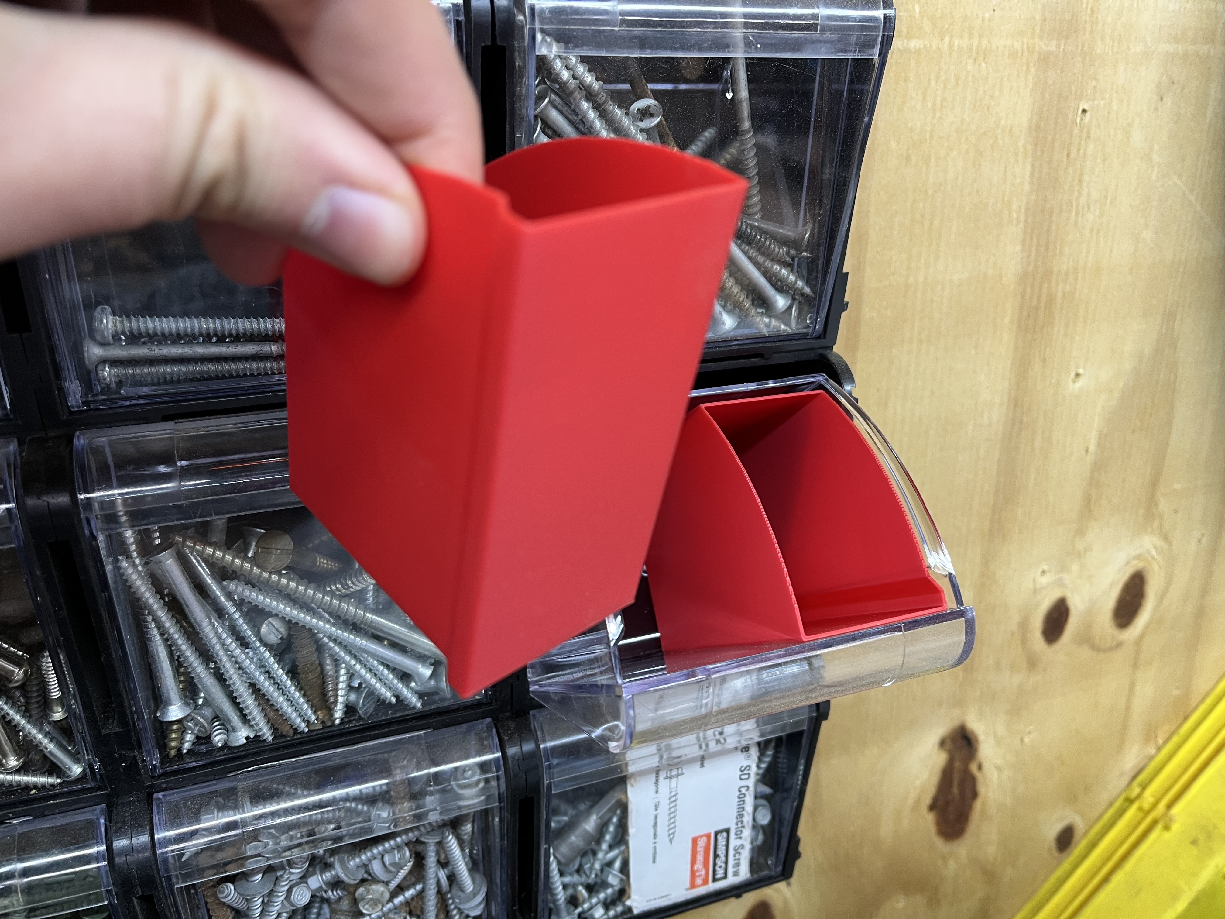 Harbor Freight Stackable Tilt Bin Bin Inserts - Windowed and Windowless — thumbnail 8