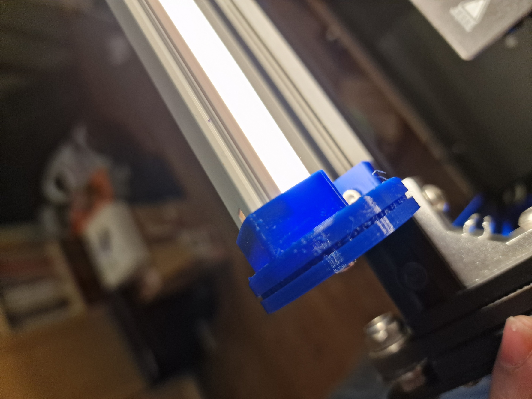 Another (adjustable) LED bar holder by JoRo Download free STL model